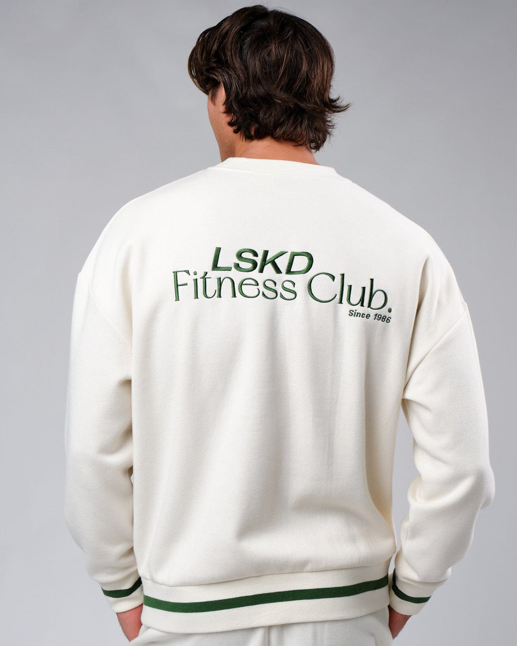 Model wearing Clubhouse Sweater Oversize - Cream