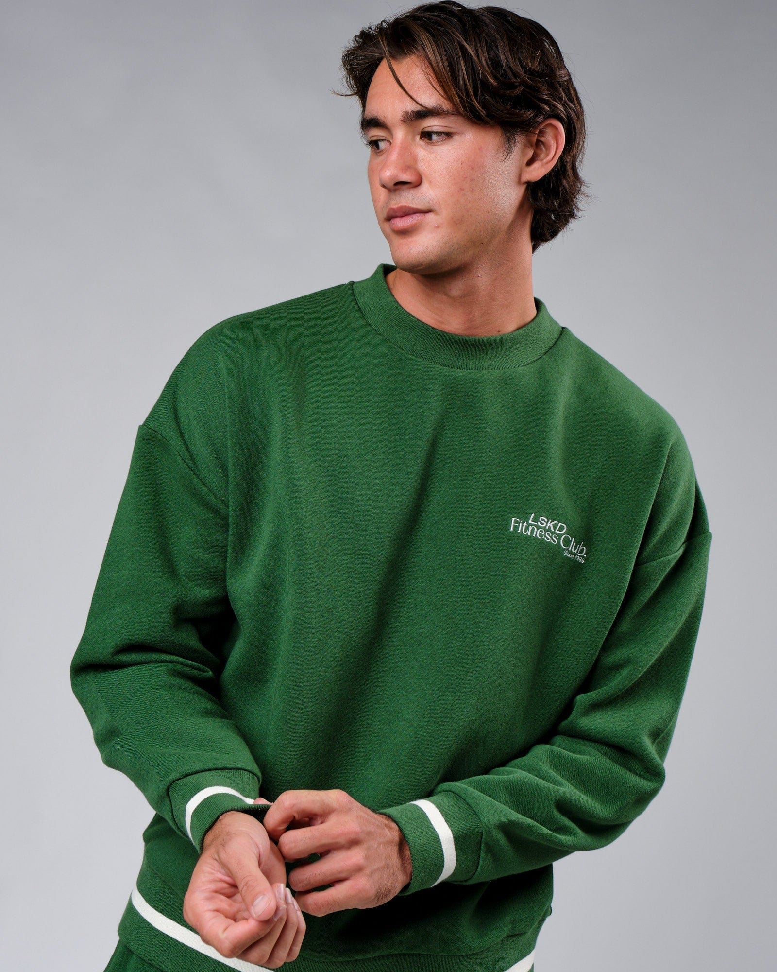 Model wearing Clubhouse Sweater Oversize - Eden Green