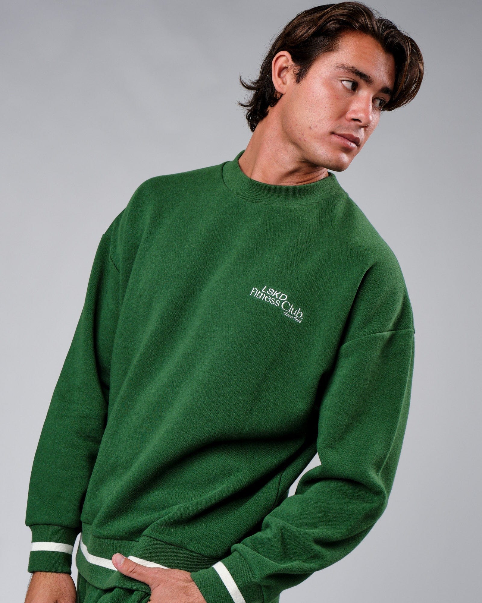 Model wearing Clubhouse Sweater Oversize - Eden Green