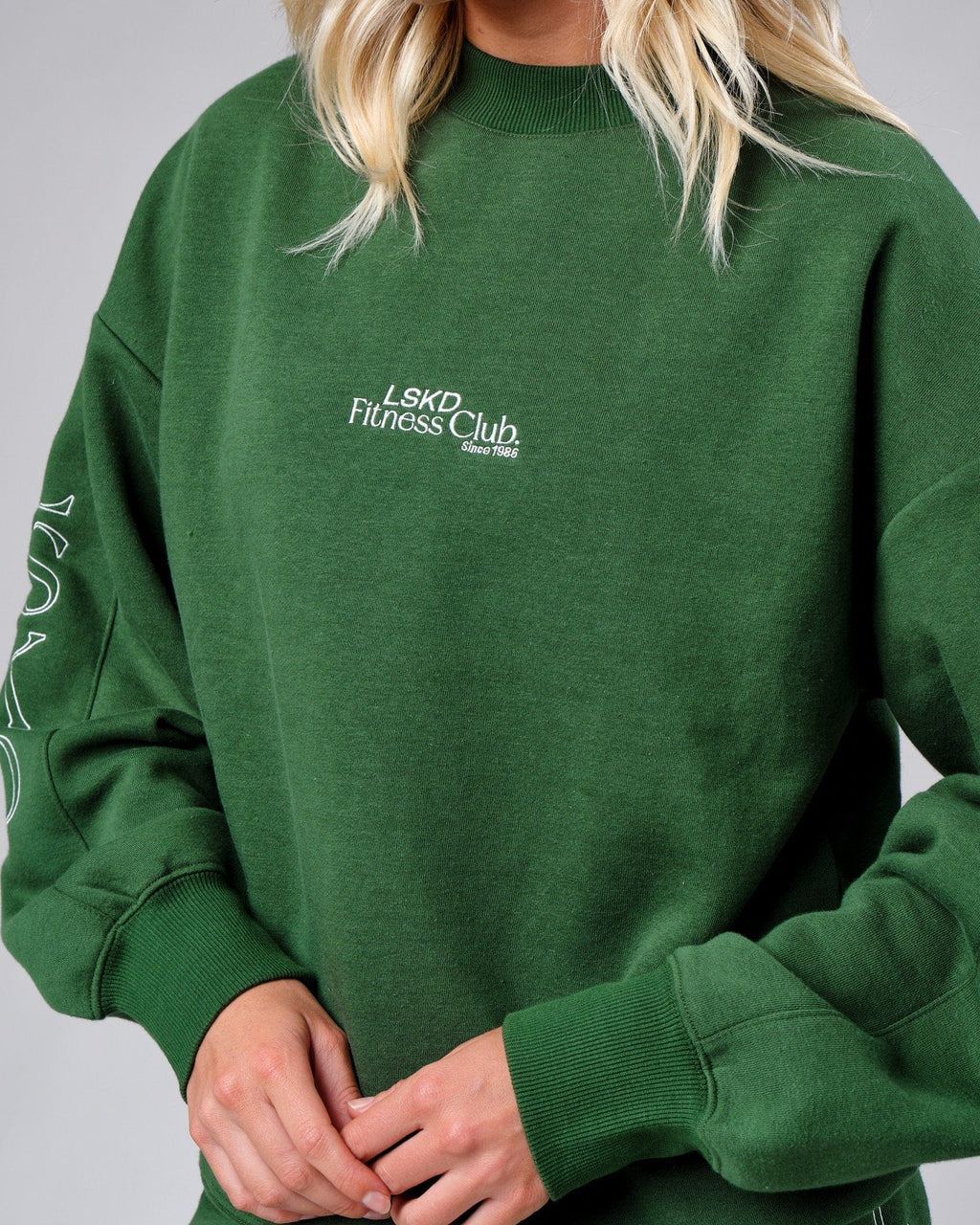 Model wearing Court Sweater Oversize - Eden Green
