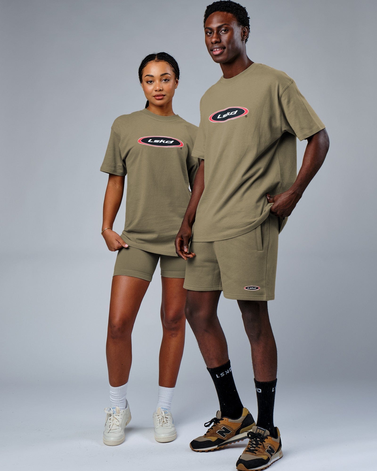 Model wearing Unisex Circa 2003 Heavyweight Vintage Fit Tee - Laurel Oak