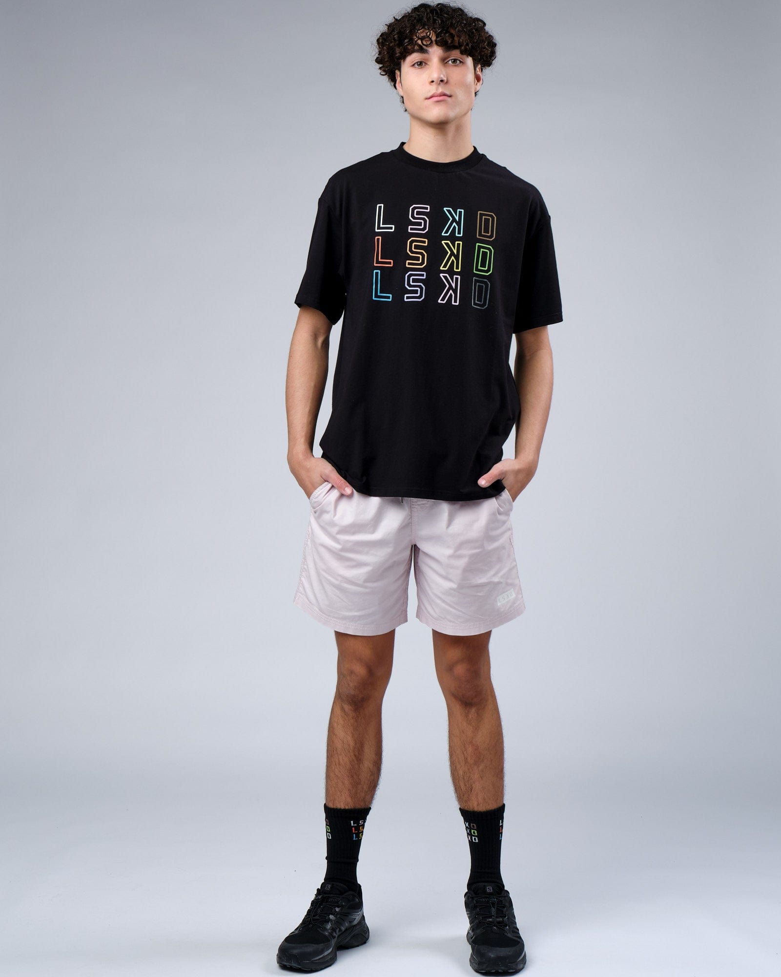 Model wearing Progress FLXCotton Tee Oversize - Black
