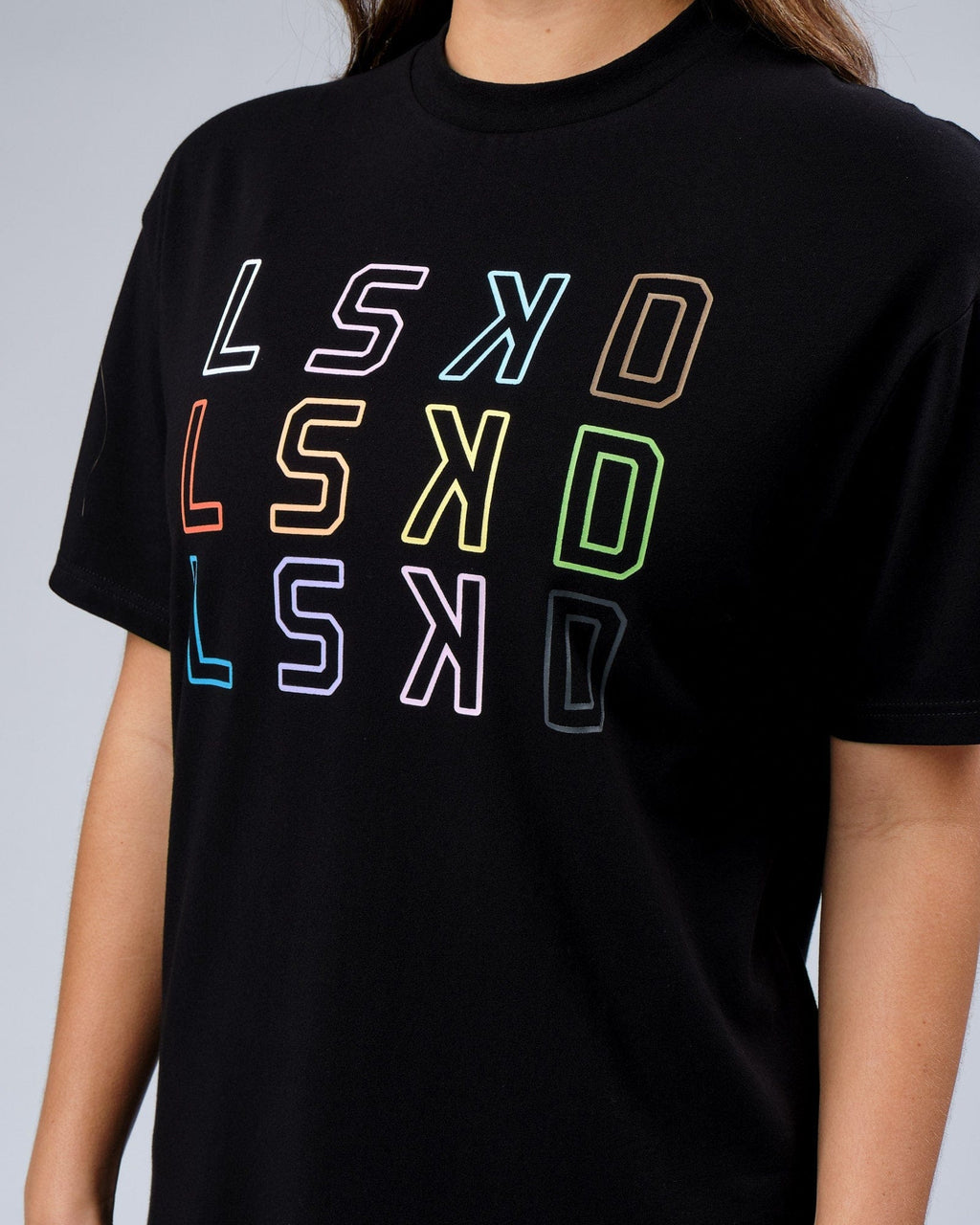 Model wearing Unisex Progress FLXCotton Tee Oversize - Black