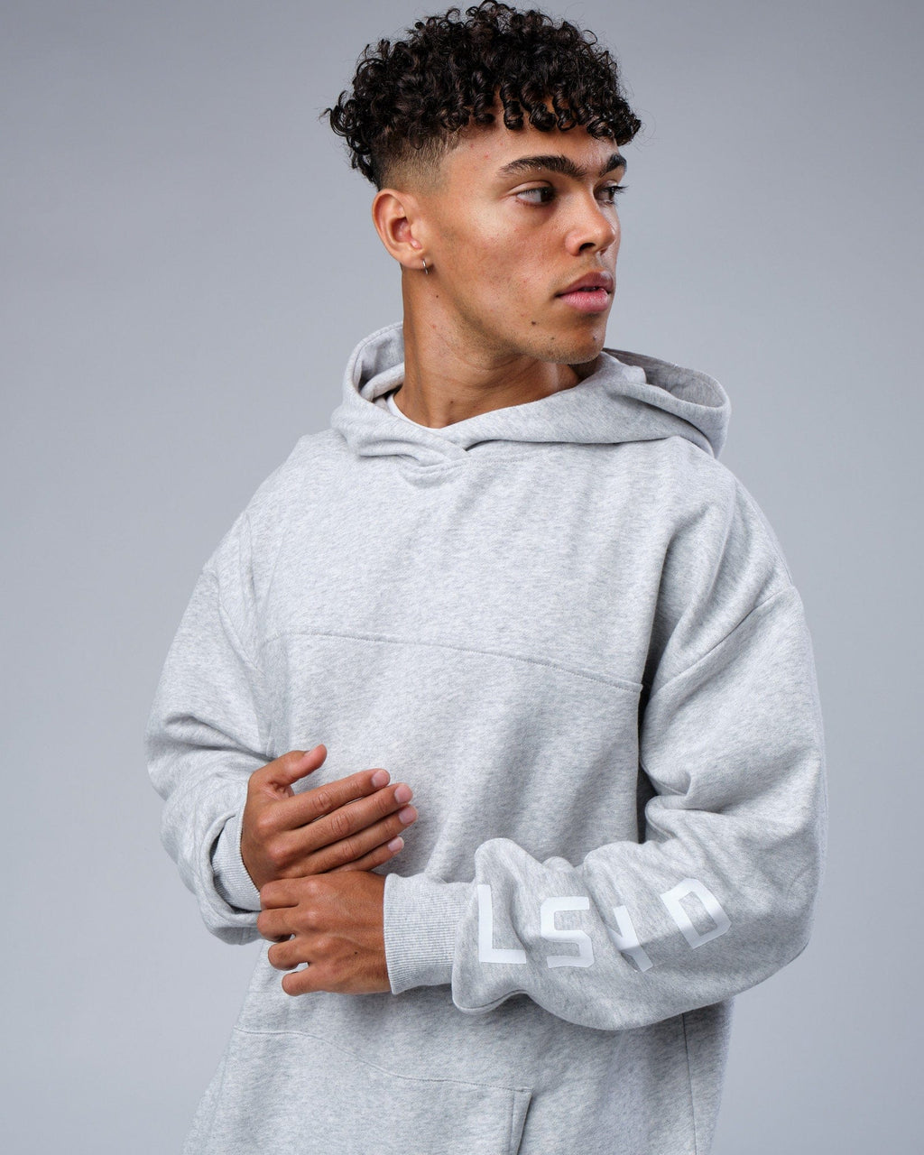 Model wearing Zone Hoodie Oversize - Lt Grey Marl