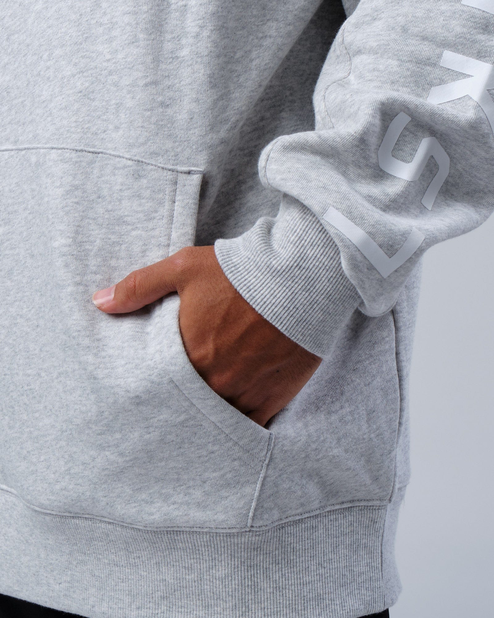 Model wearing Zone Hoodie Oversize - Lt Grey Marl