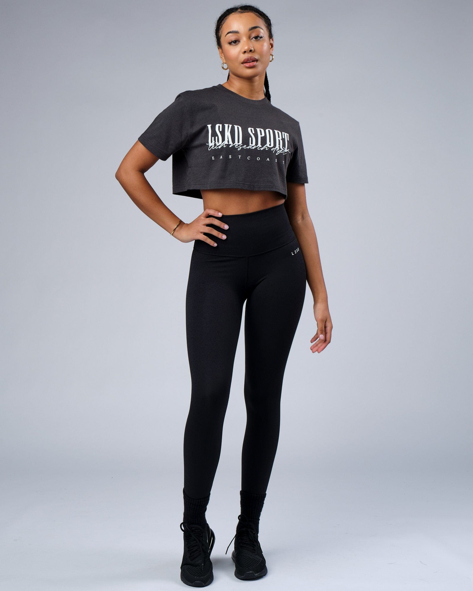 Model wearing Faculty Crop Tee - Phantom