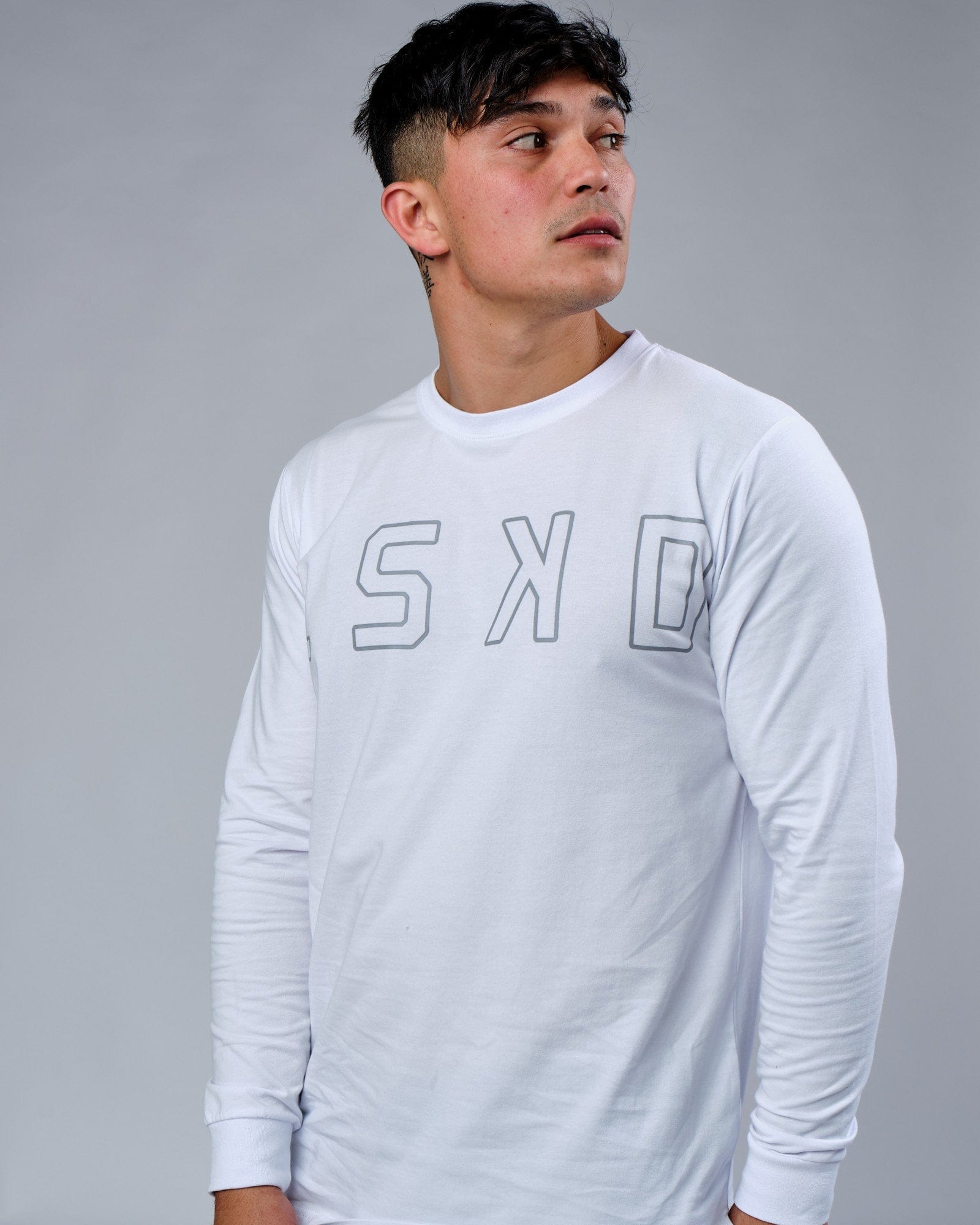 Model wearing Expand FLXCotton LS Tee - White