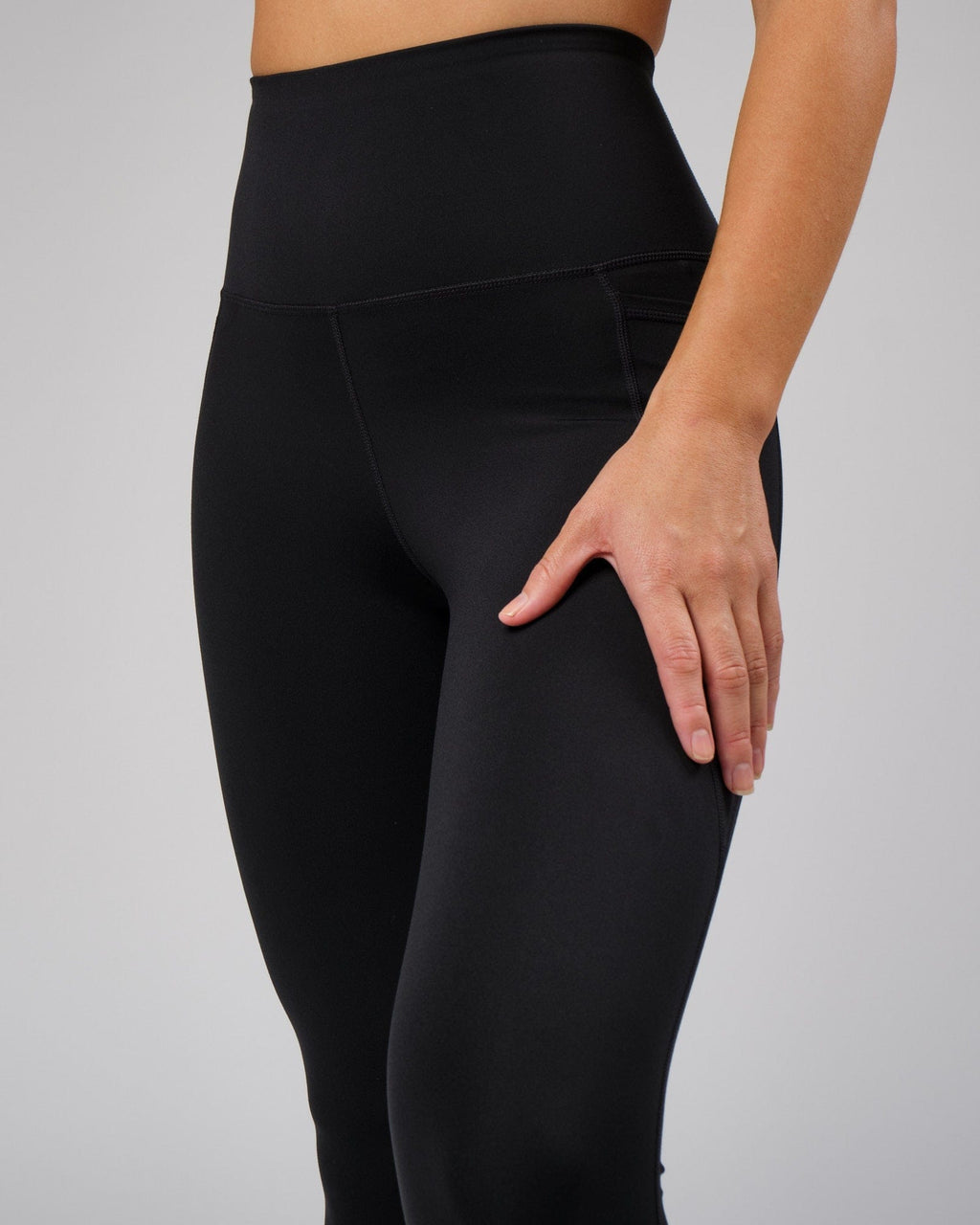 Model wearing Flux Full Length Tight - Black