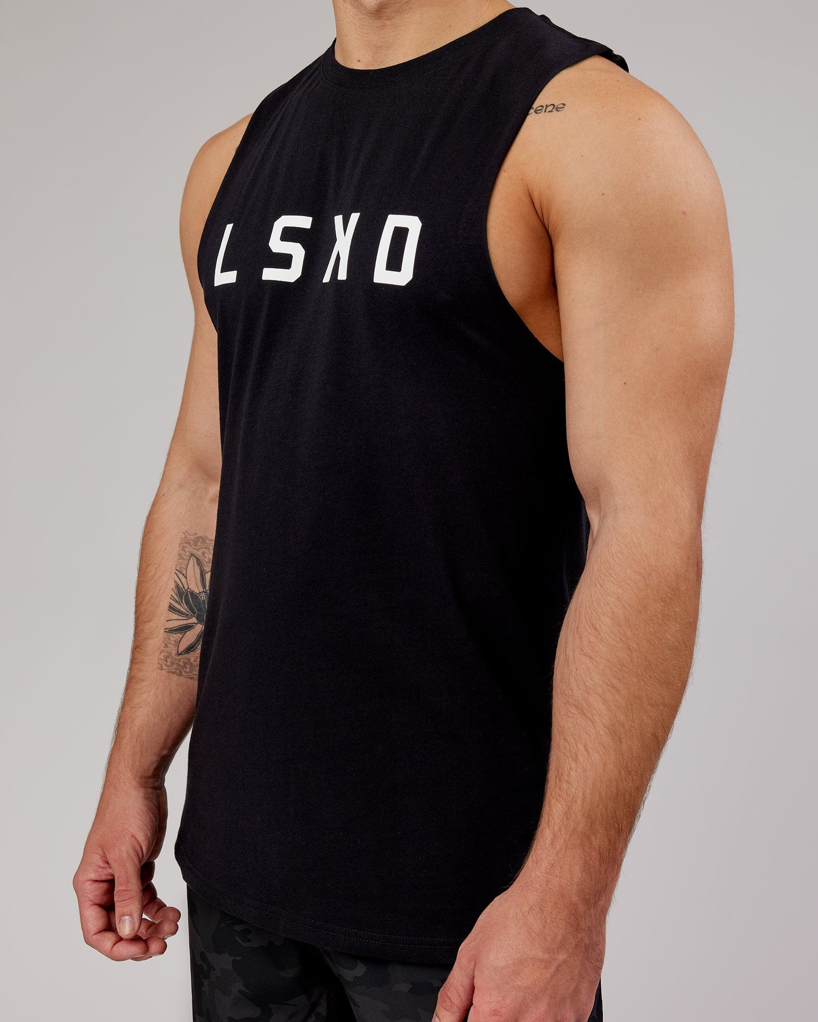 Model wearing Power FLXDRY Training Fit Performance Tank - Black