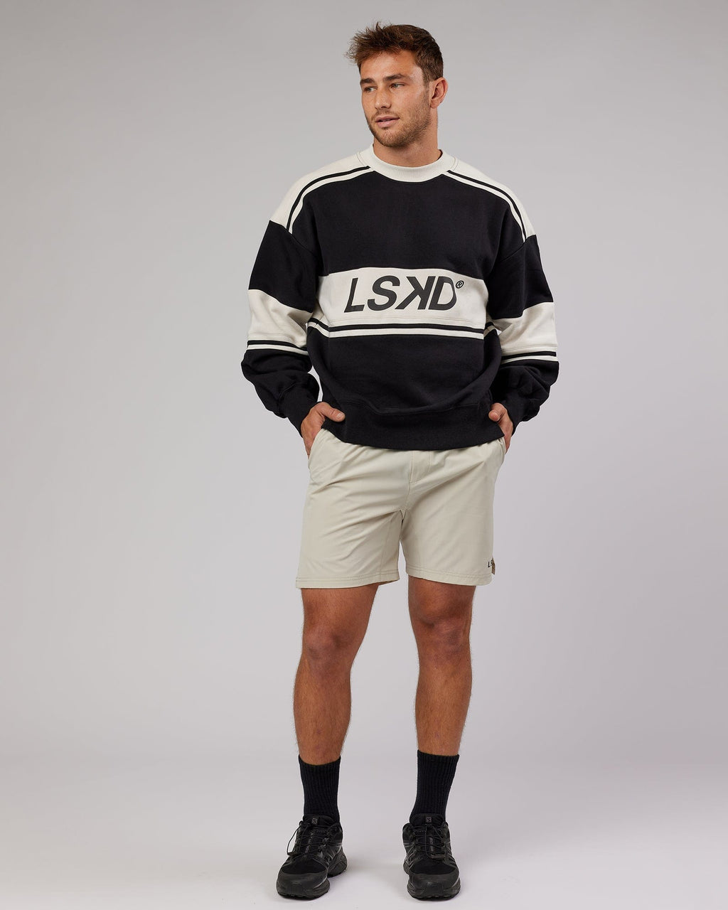 Model wearing Unisex A-Team Sweater Oversize - Black-Bone