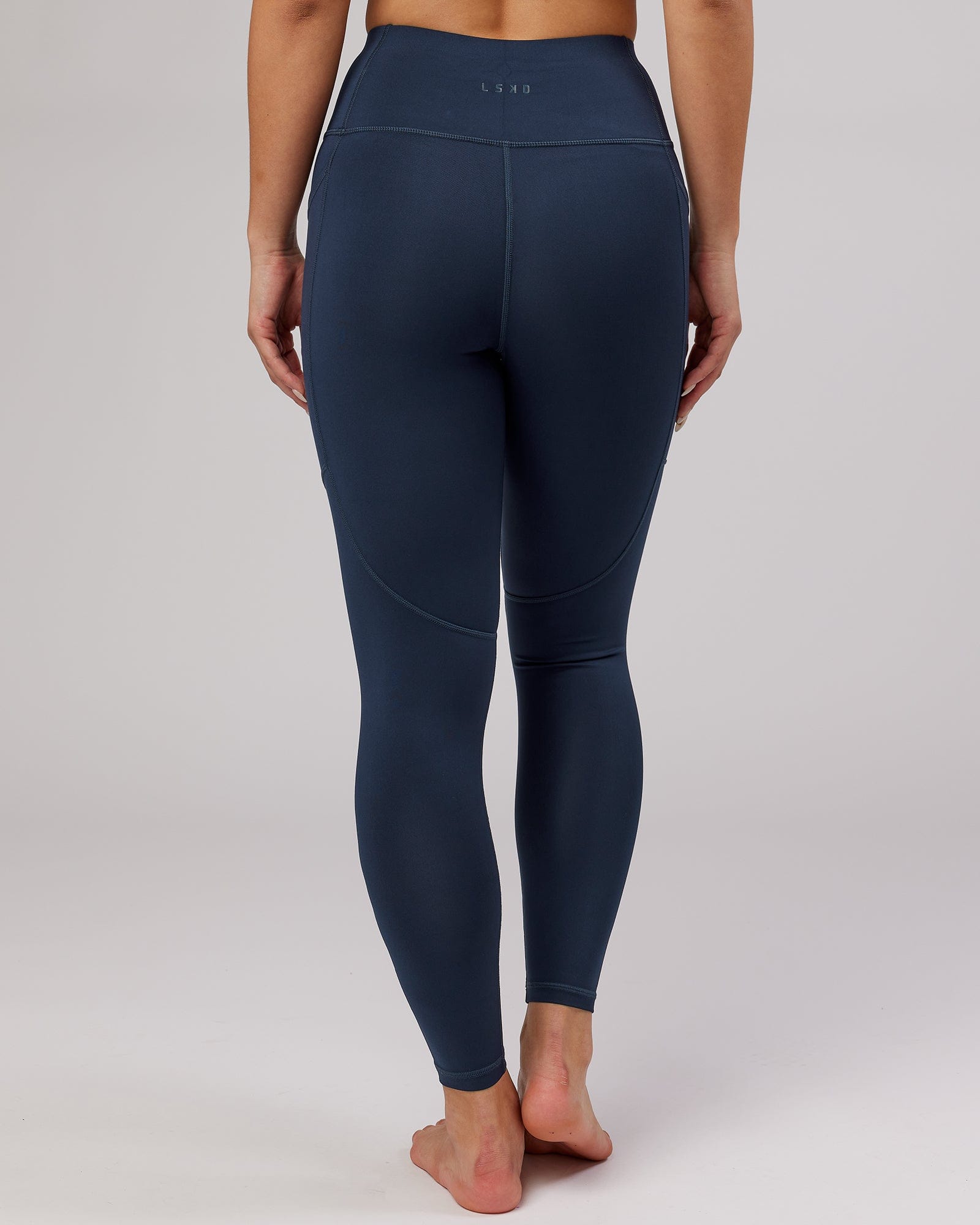 Model wearing Rep Full Length Tight - Navy