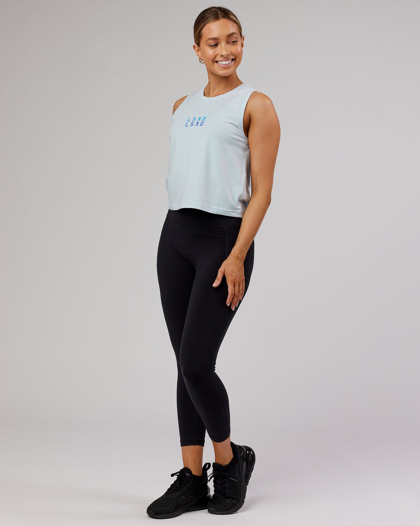 Model wearing Energy FLXCotton Tank - Ballad Blue