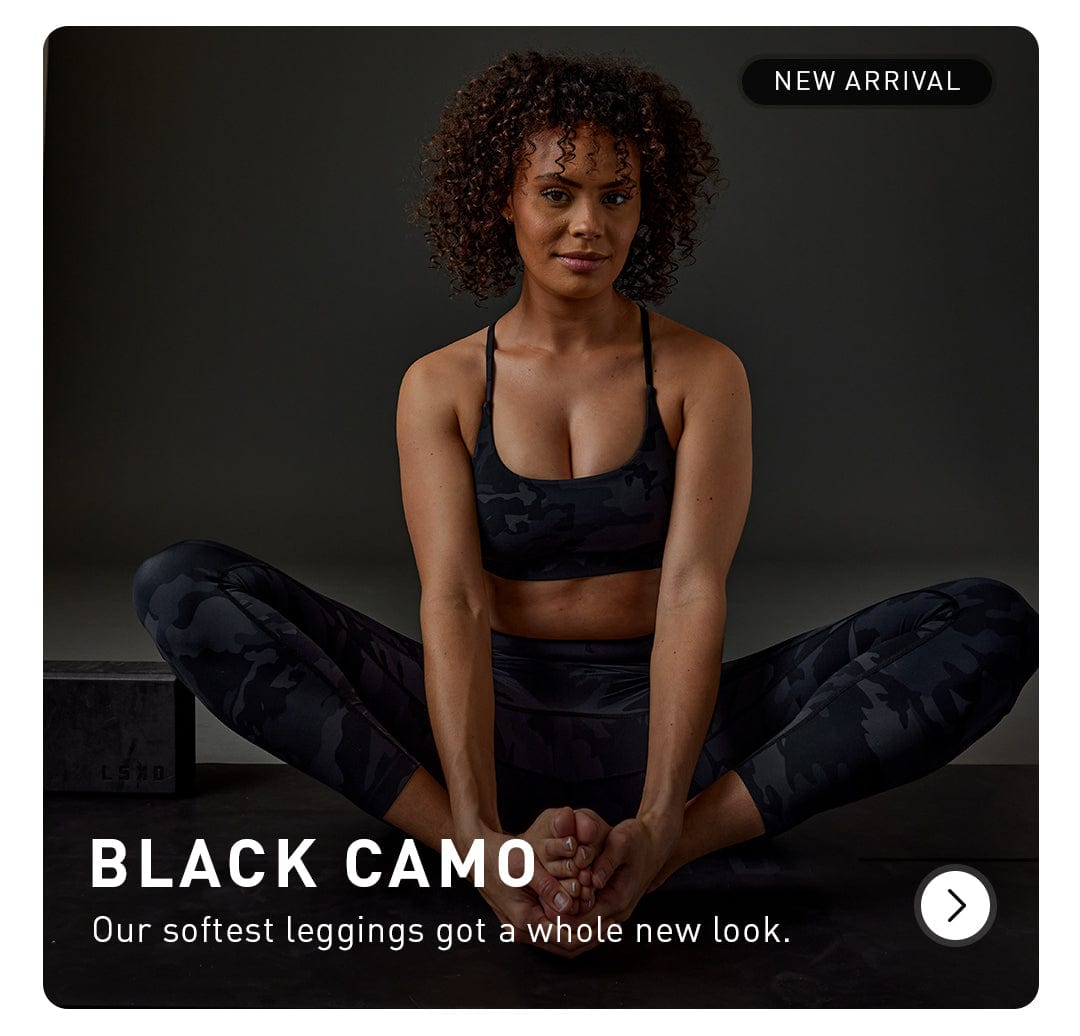 Model wearing Clr_Aqua