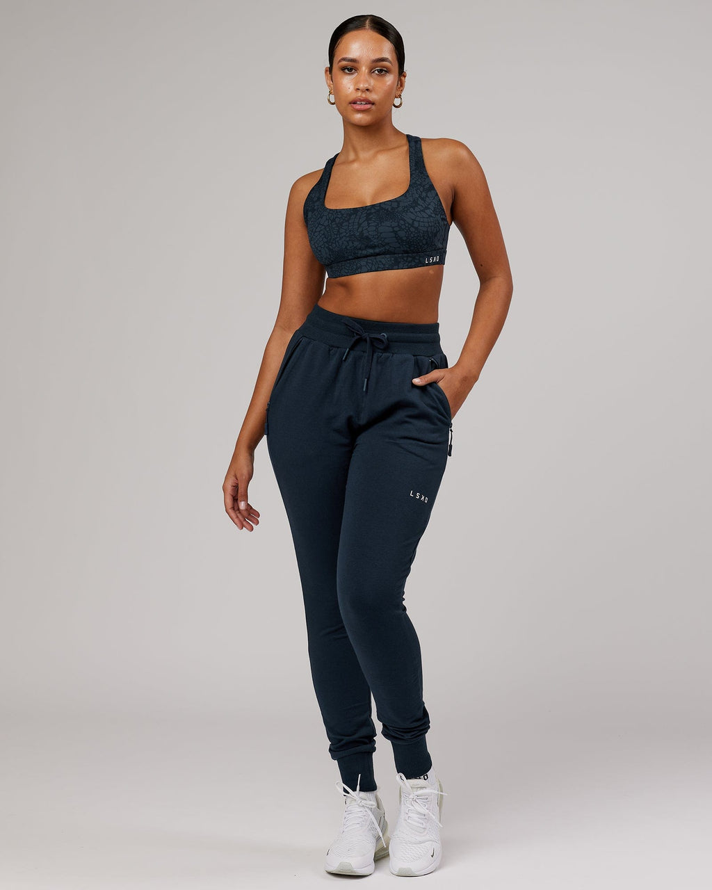 Model wearing PB Jogger - Carbon-Tonal