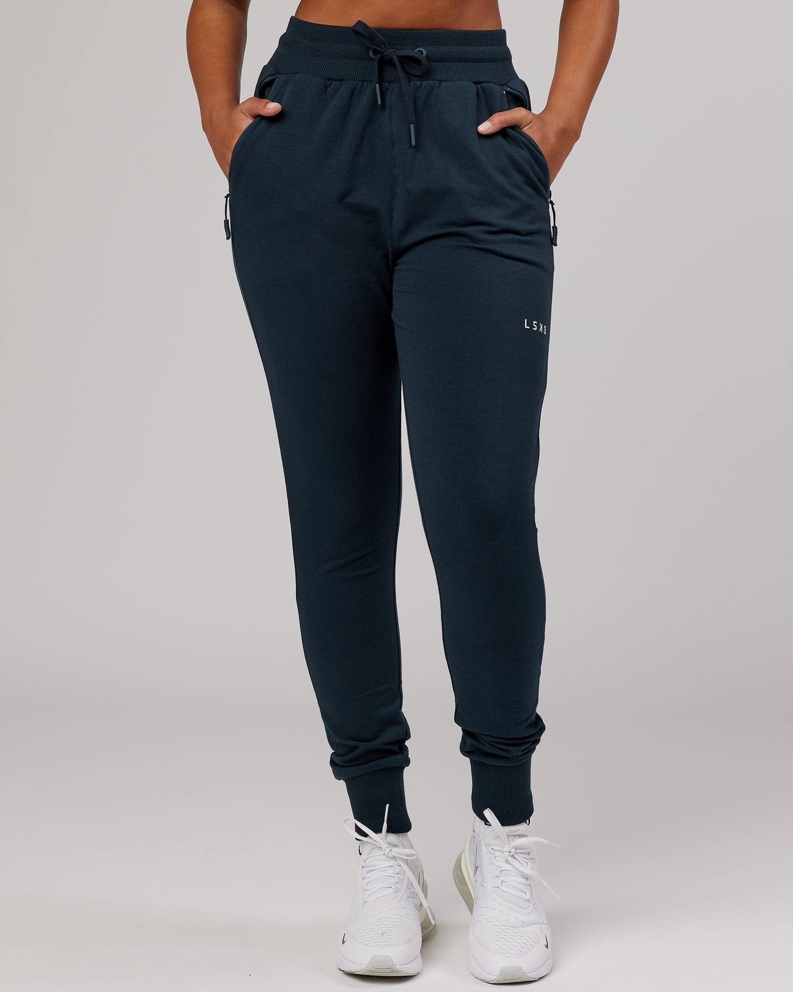 Model wearing PB Jogger - Carbon-Tonal