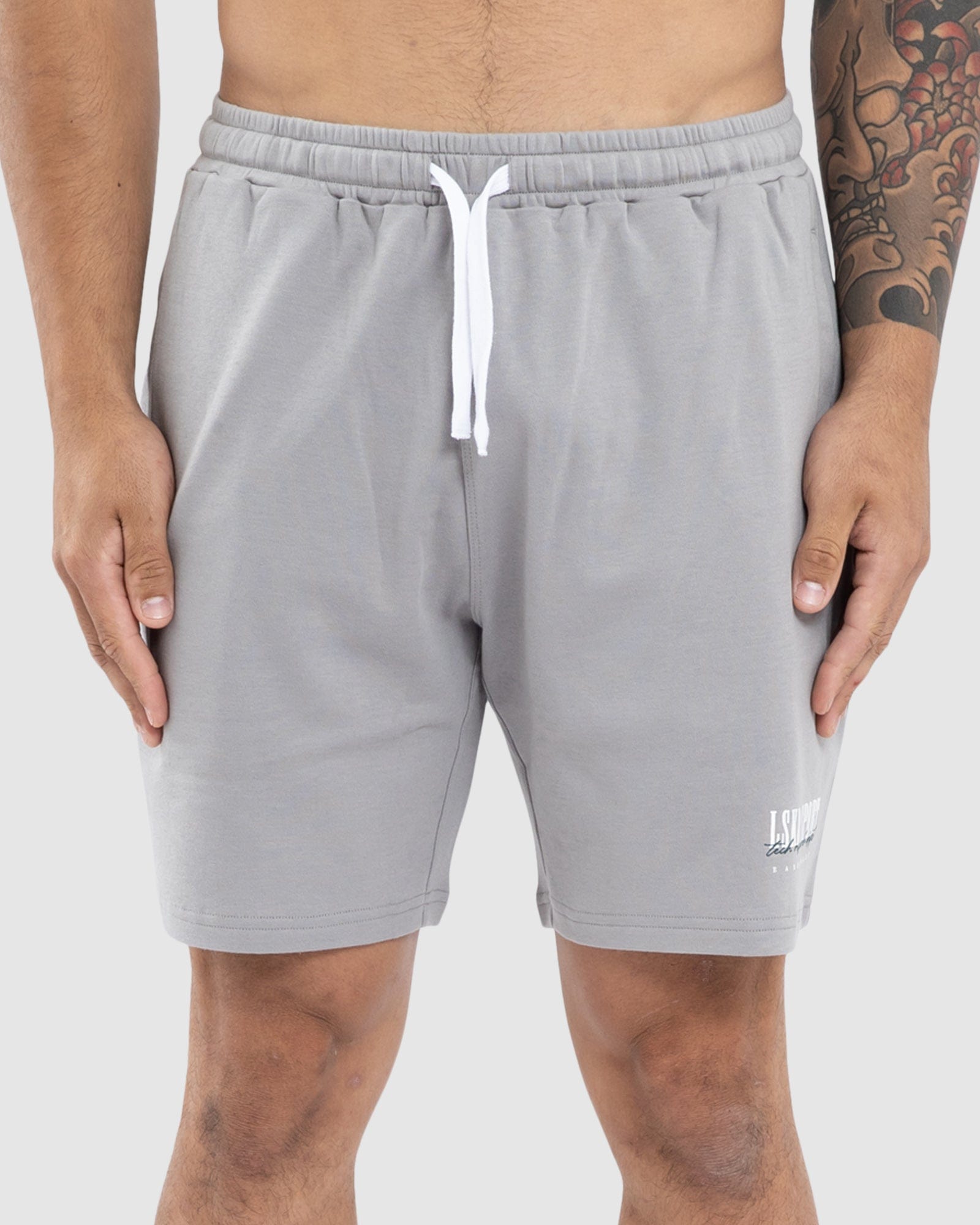 Model wearing Faculty Jersey Short - Alloy