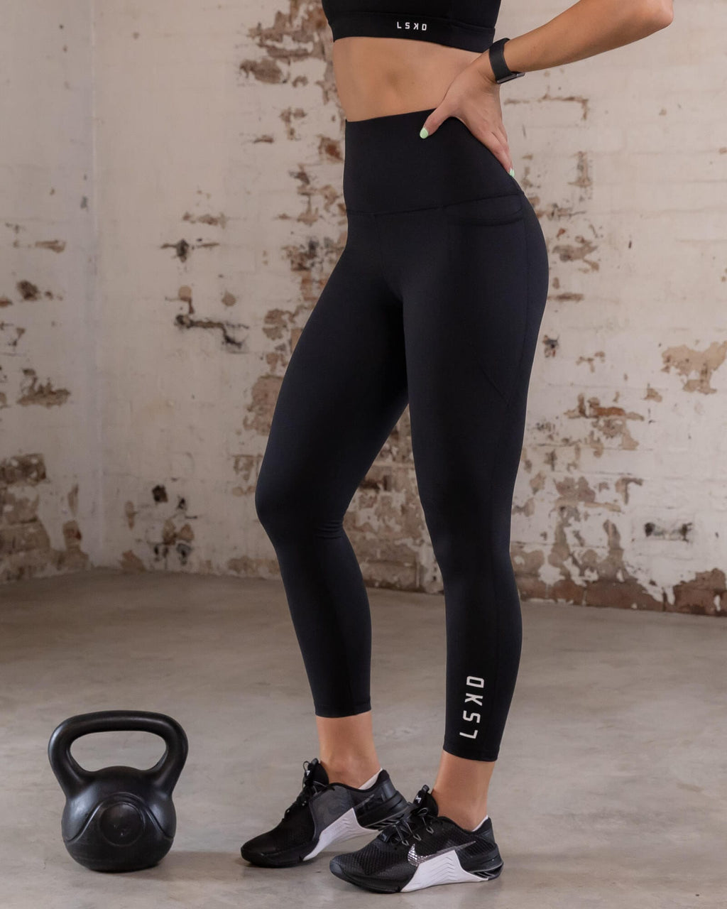 Model wearing Flux Full Length Tight - Black