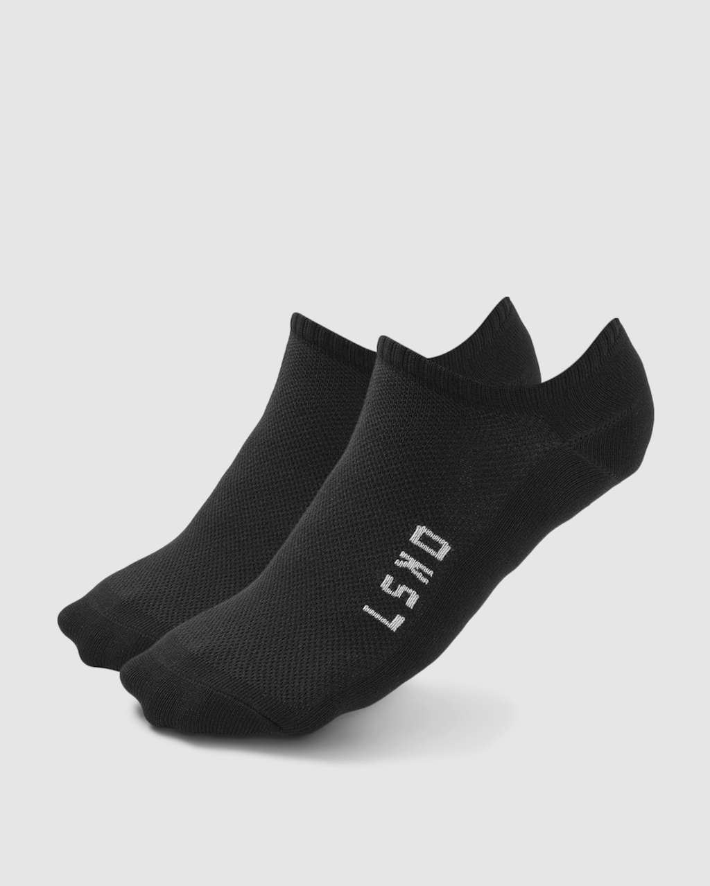 Model wearing Womens Covert Sock - 3 pack - Black