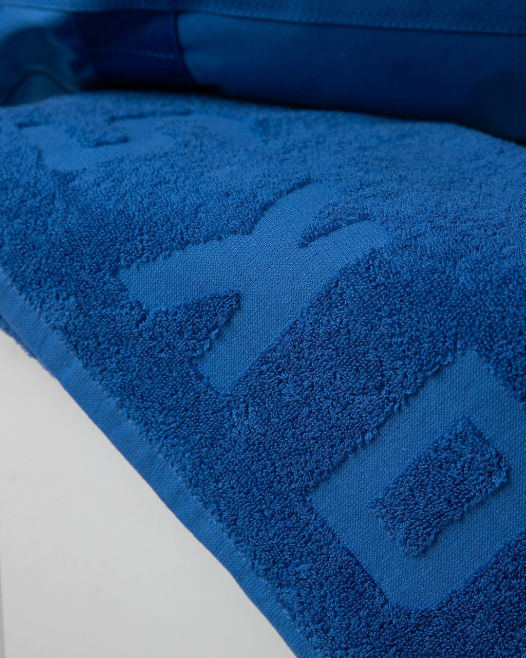 Model wearing The Essentials Bundle - Turkish Sea