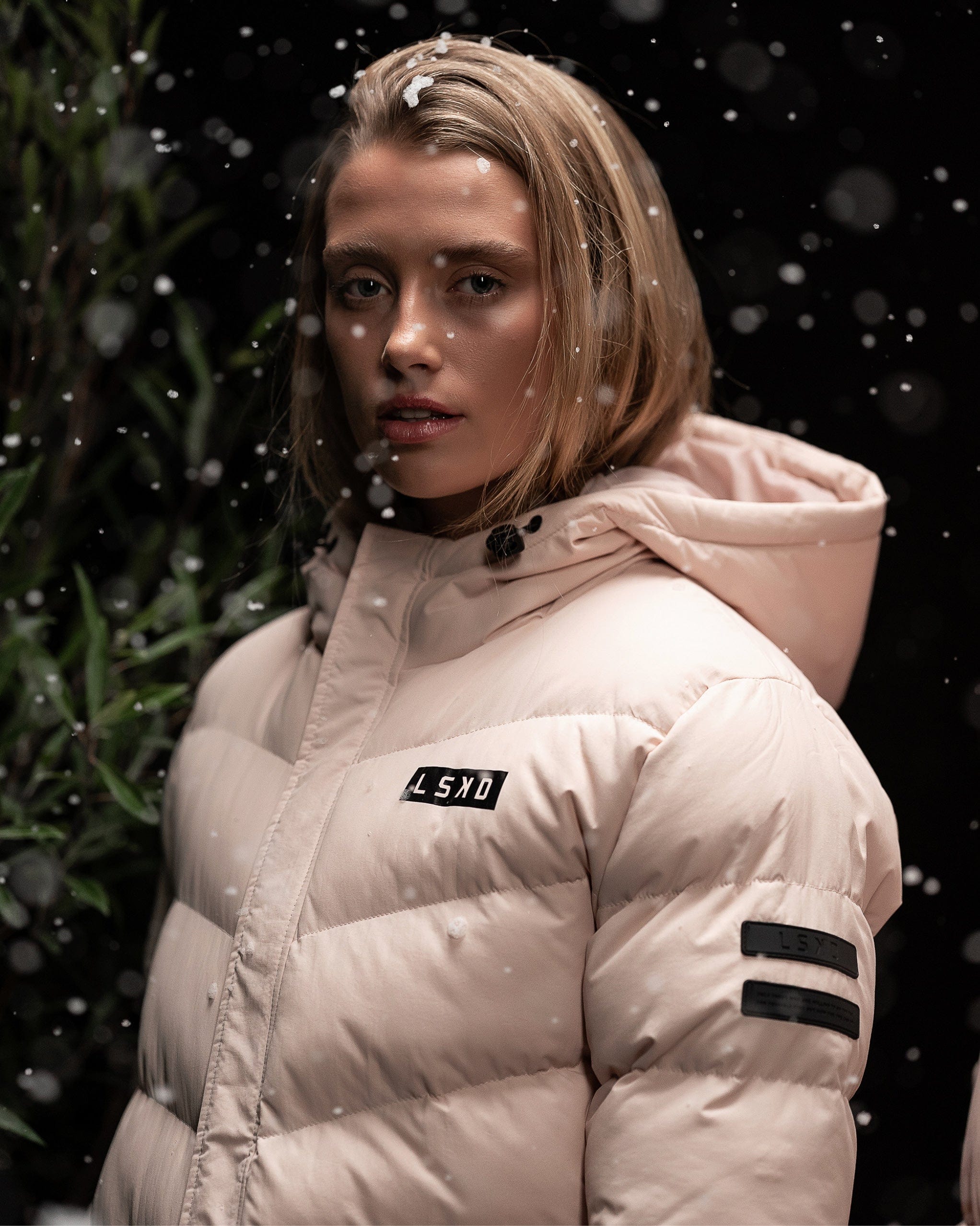Model wearing Roasted Puffer Jacket 21 - Peach Whip