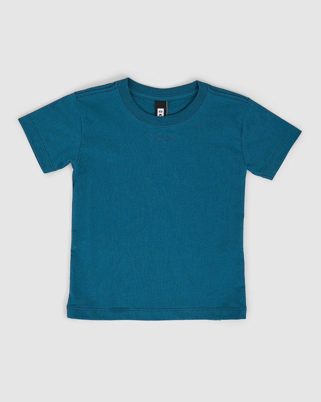 Model wearing Field Tee (00-8) - Blue Coral