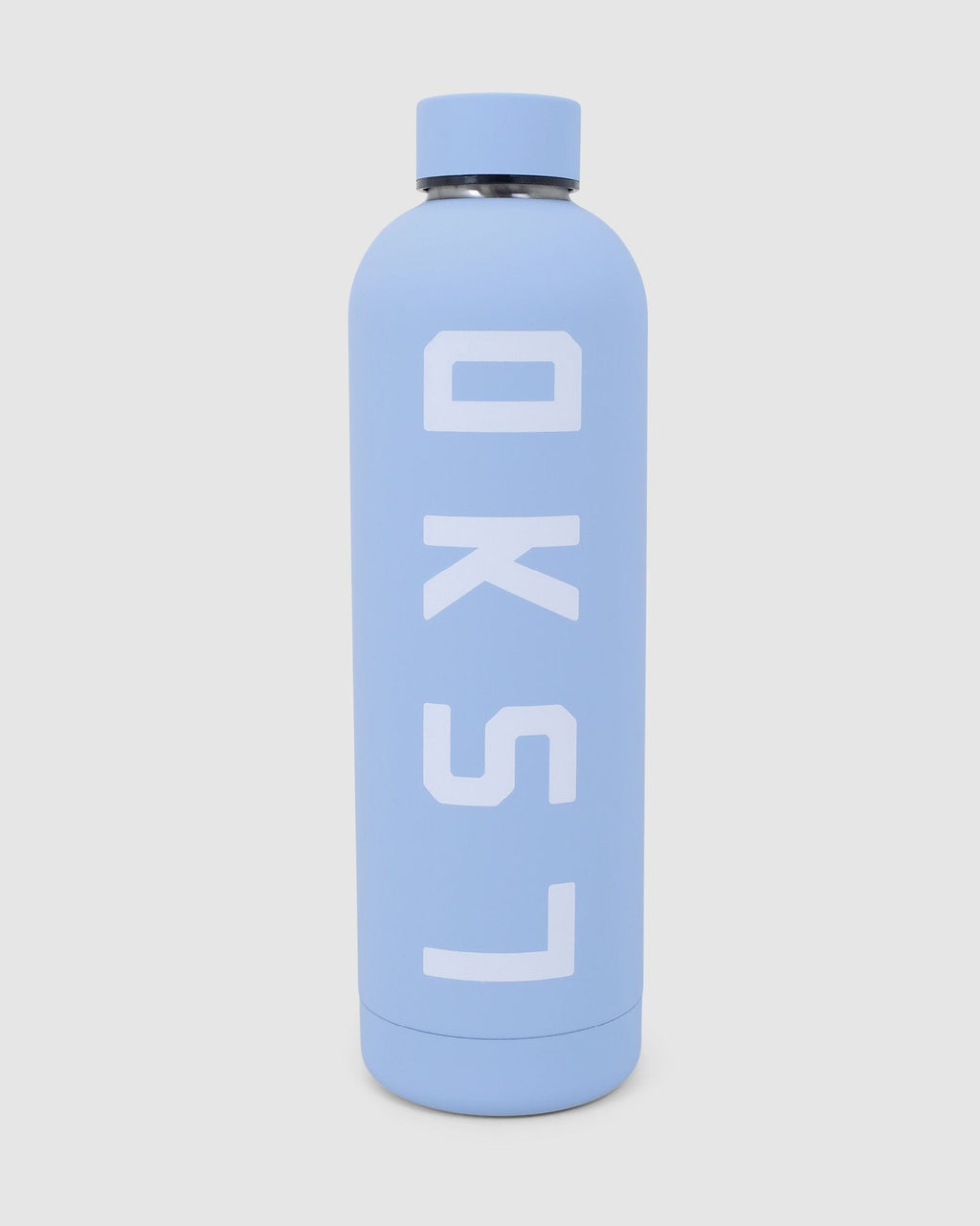 Model wearing Structure Bottle Insulated 750ml - Blue