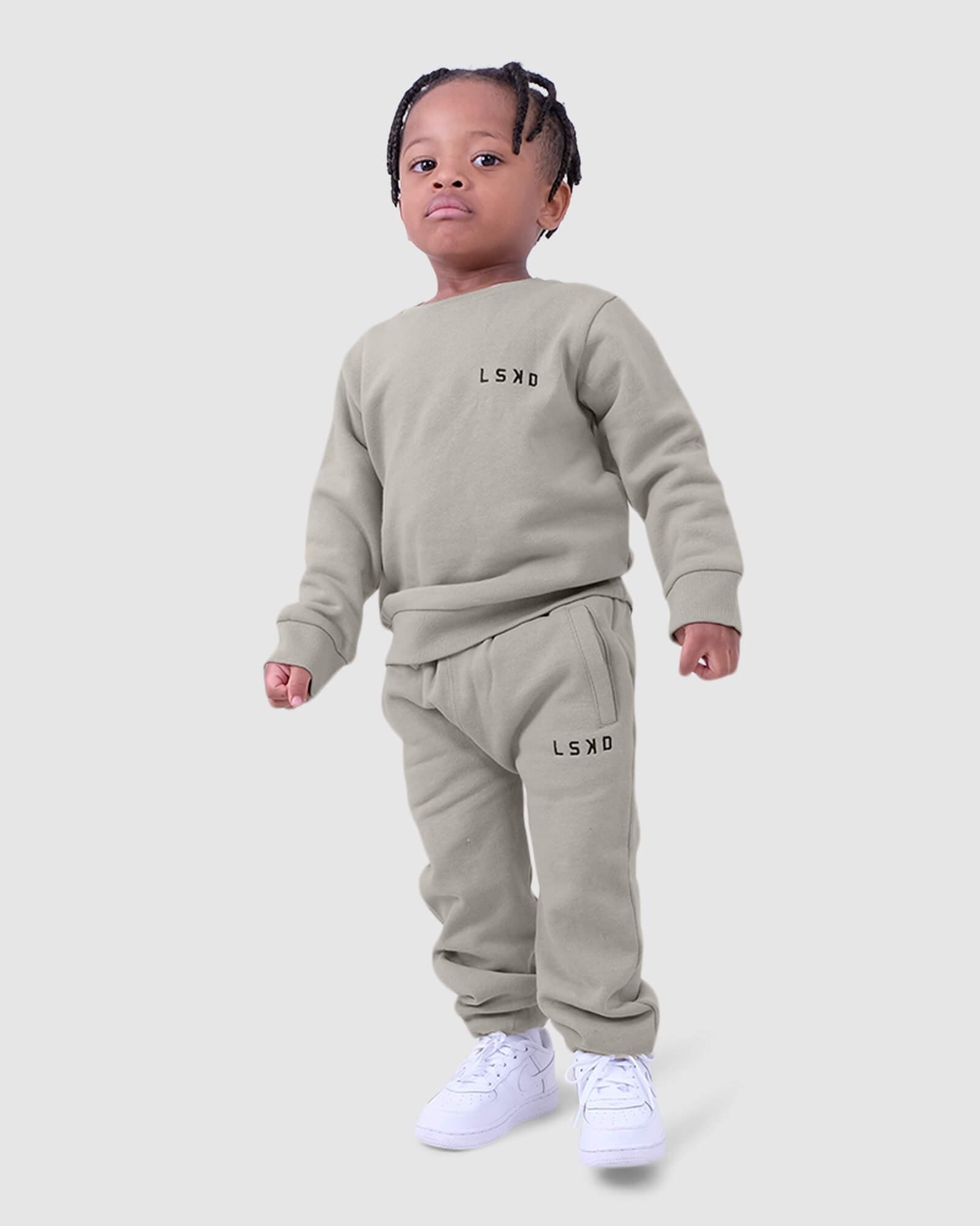 Model wearing Essential Crewneck (00-6) - Stone