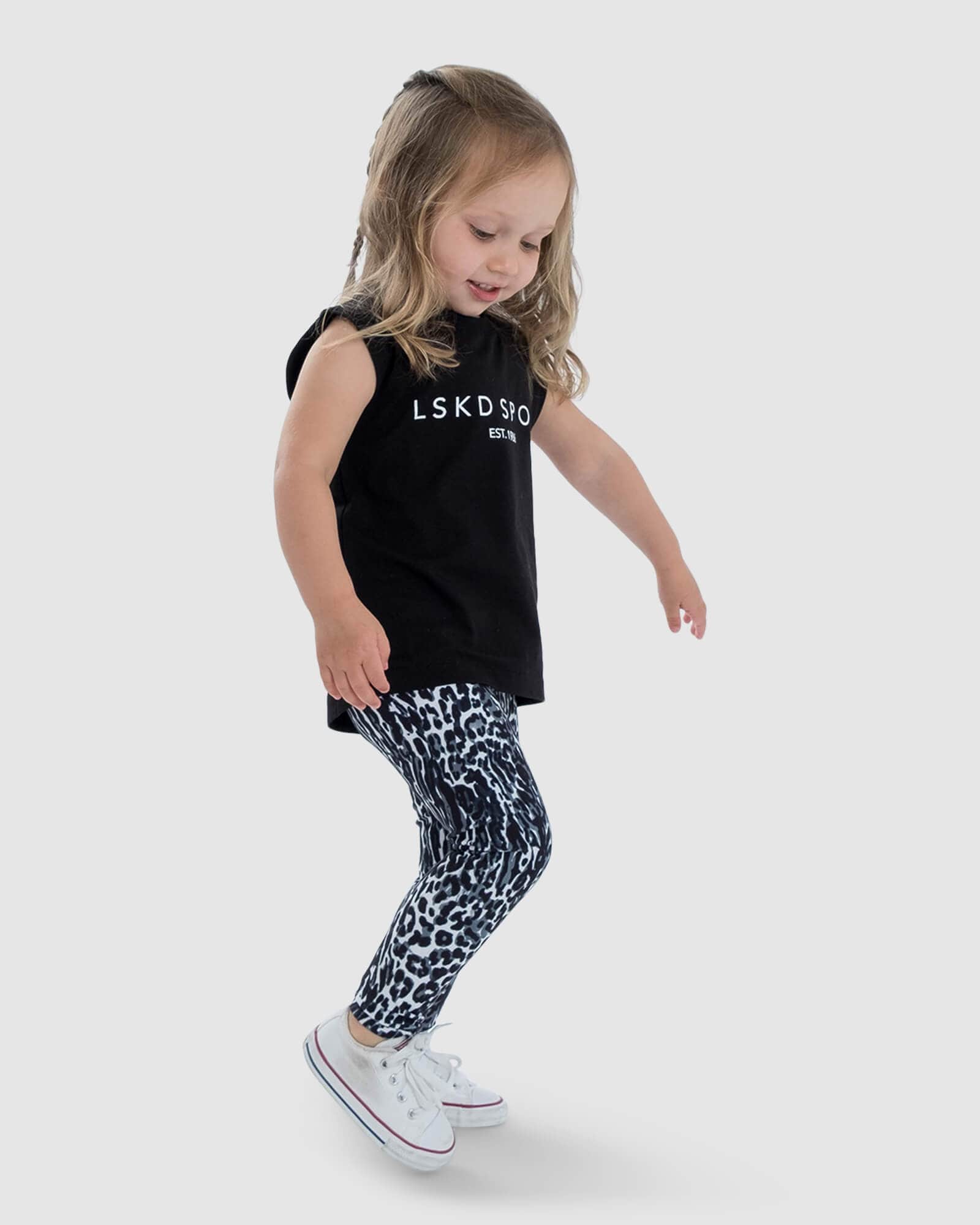 Model wearing Penalty Tank (00-8) - Black