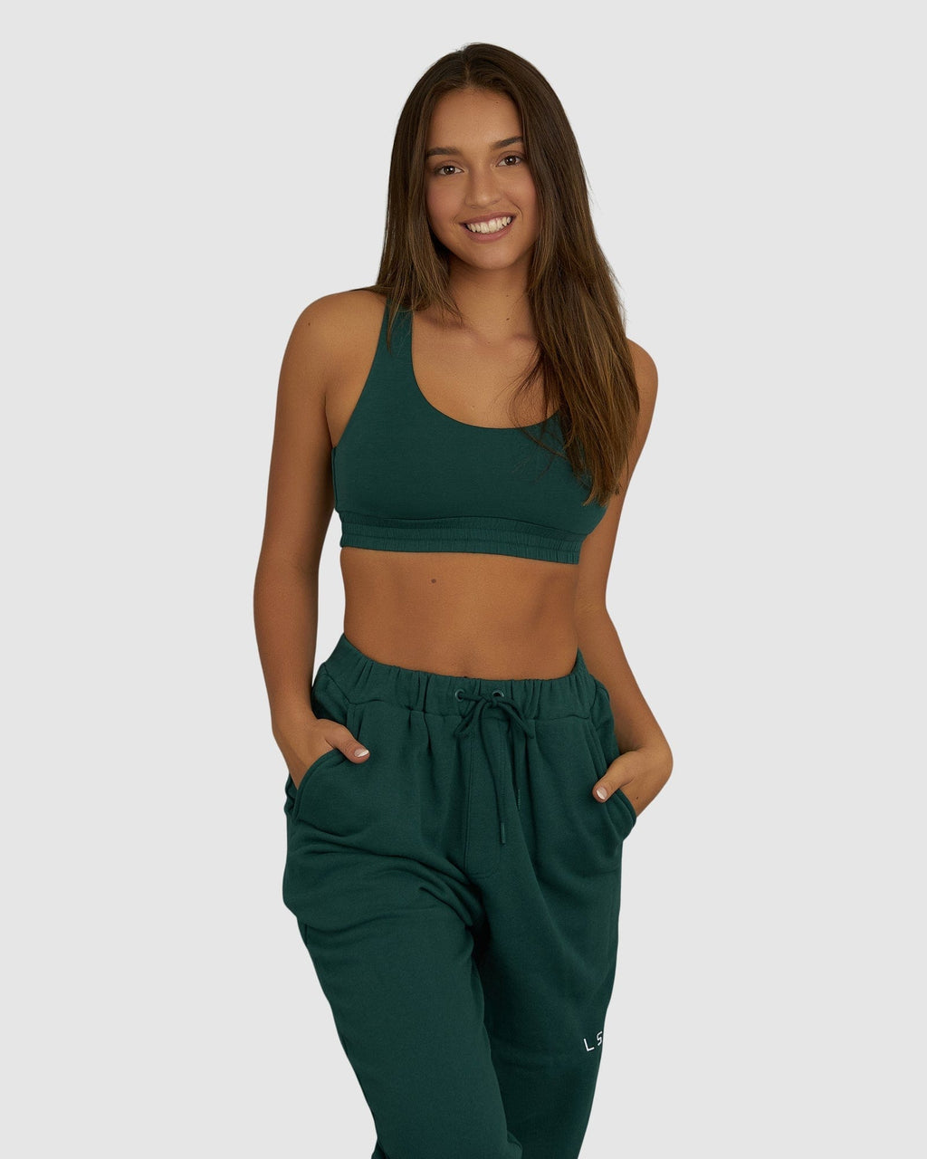 Model wearing Fast Crop - Deep Emerald