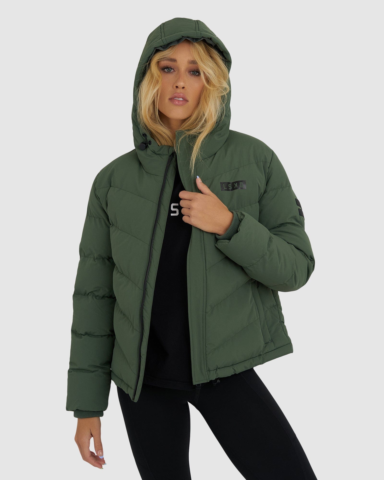 Model wearing Roasted Puffer Jacket 21  - Thyme