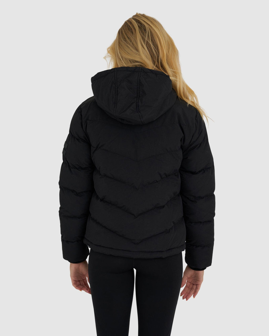 Model wearing Roasted Puffer Jacket 21 - Black