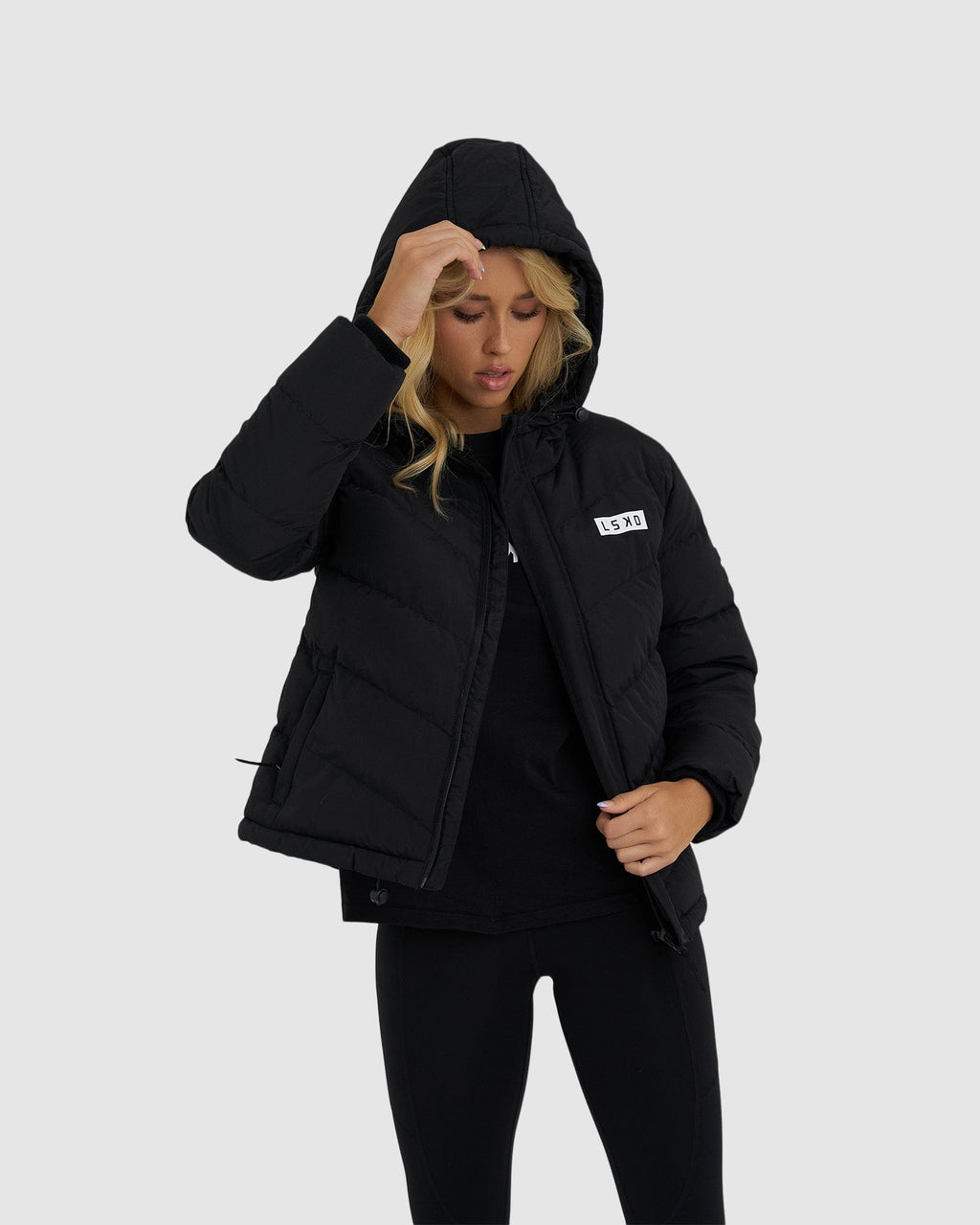 Model wearing Roasted Puffer Jacket 21 - Black