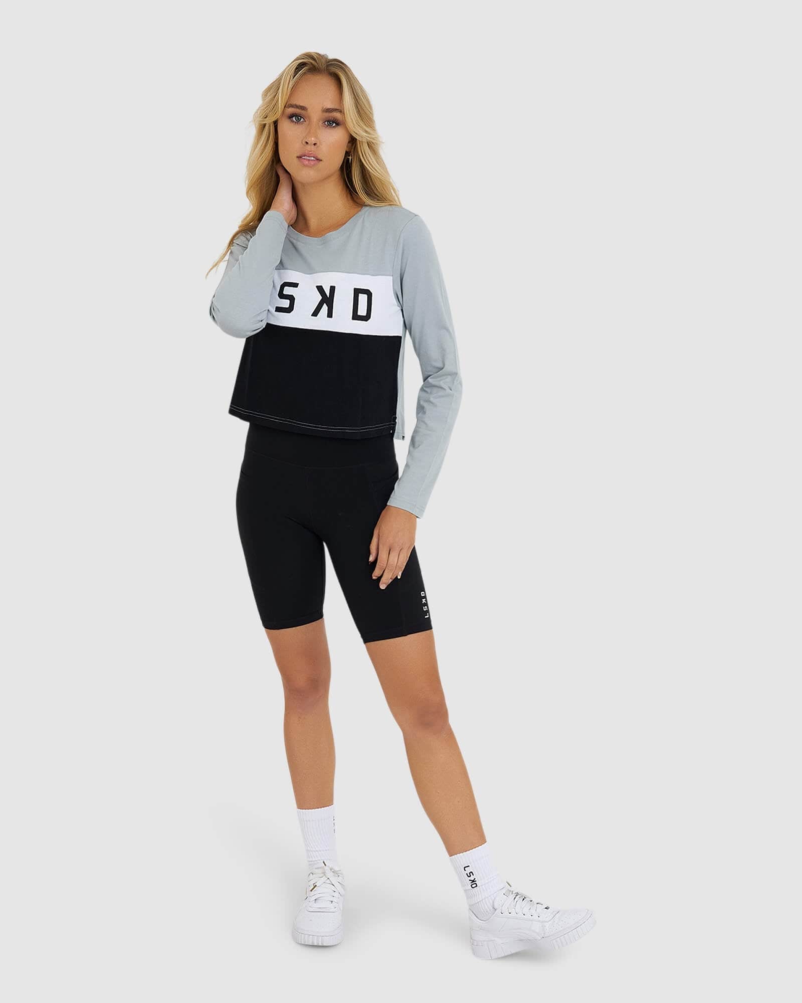 Model wearing Dough LS Tee - Quarry-Black-White