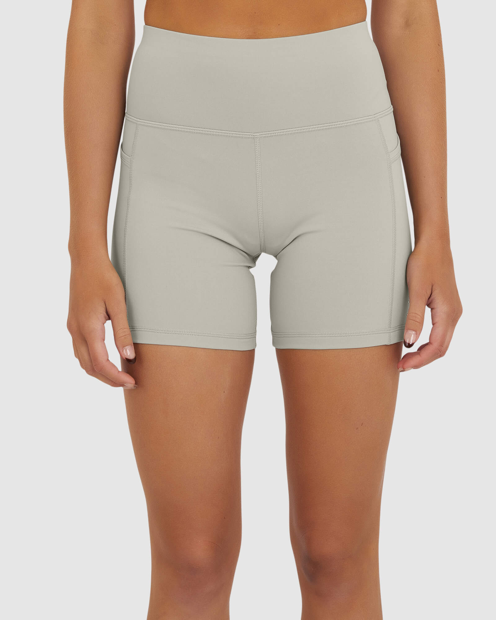 Model wearing Rep X-Short Tight Small Logo - Pussywillow