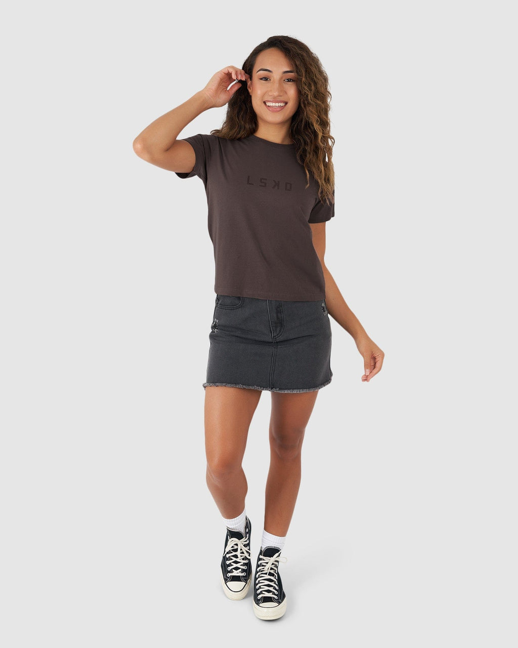 Model wearing Structure Tee - Peppercorn
