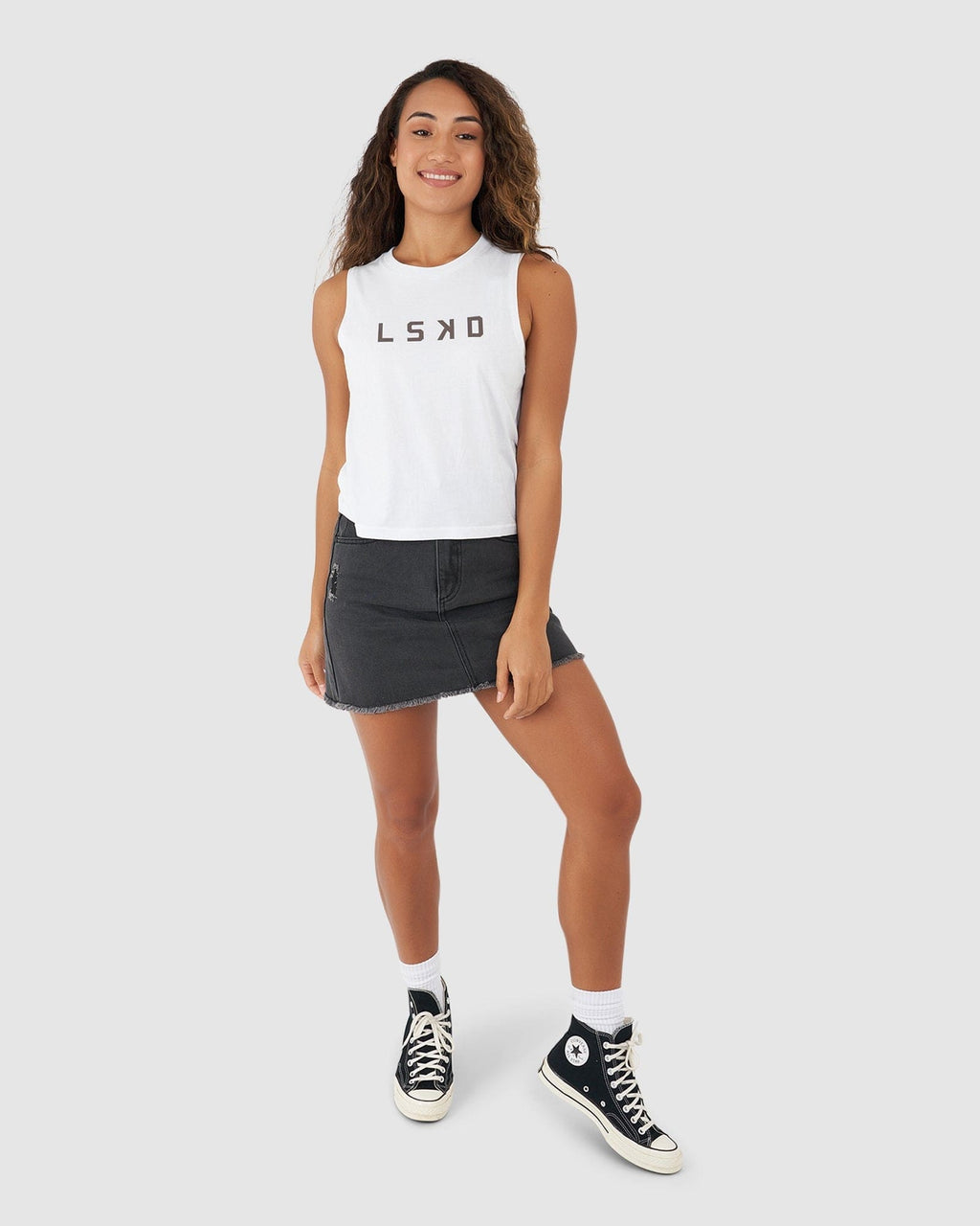 Model wearing Structure Tank - White-Peppercorn