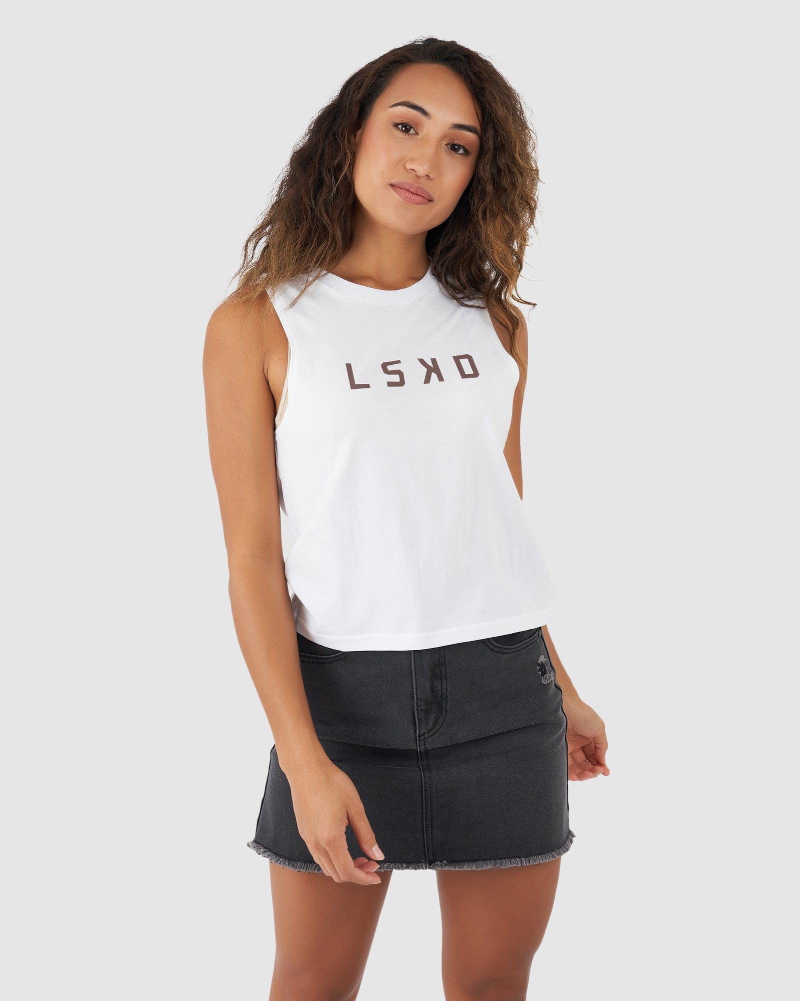 Model wearing Structure Tank - White-Peppercorn