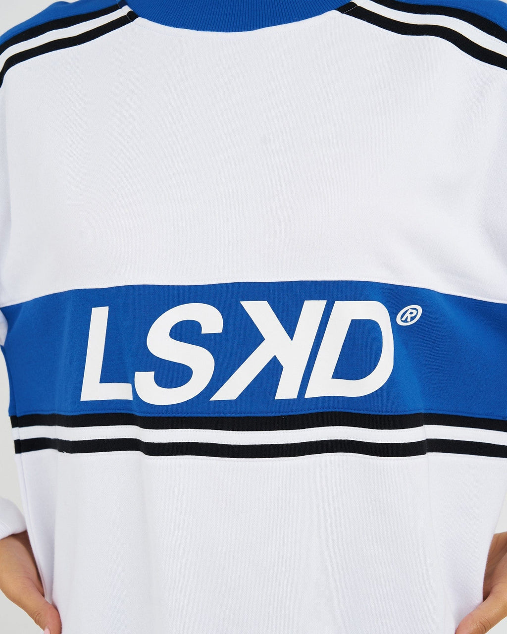 Model wearing A-Team Sweater Oversize - White