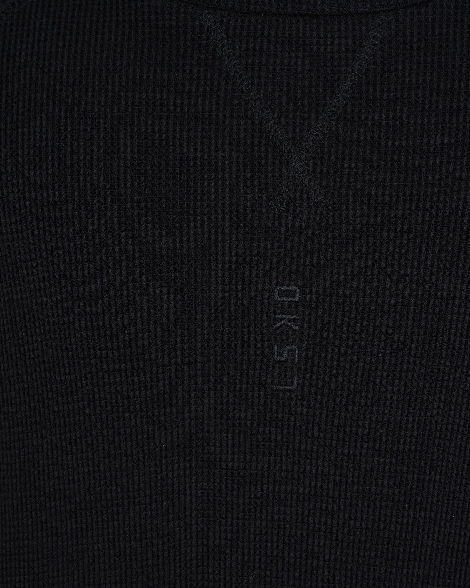 Model wearing 5am Waffle Hood - Black-Black