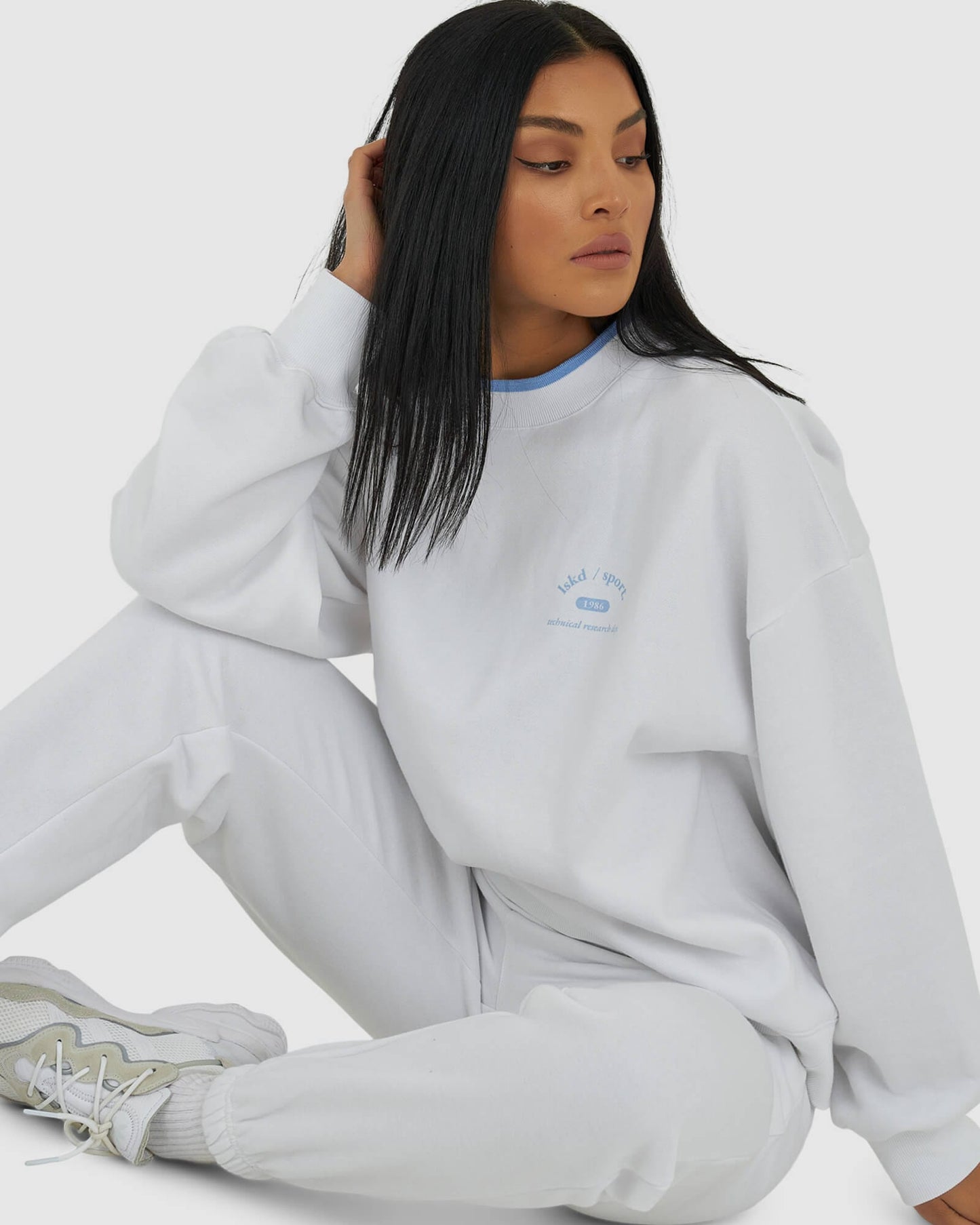 Model wearing 1986 Sweater - White