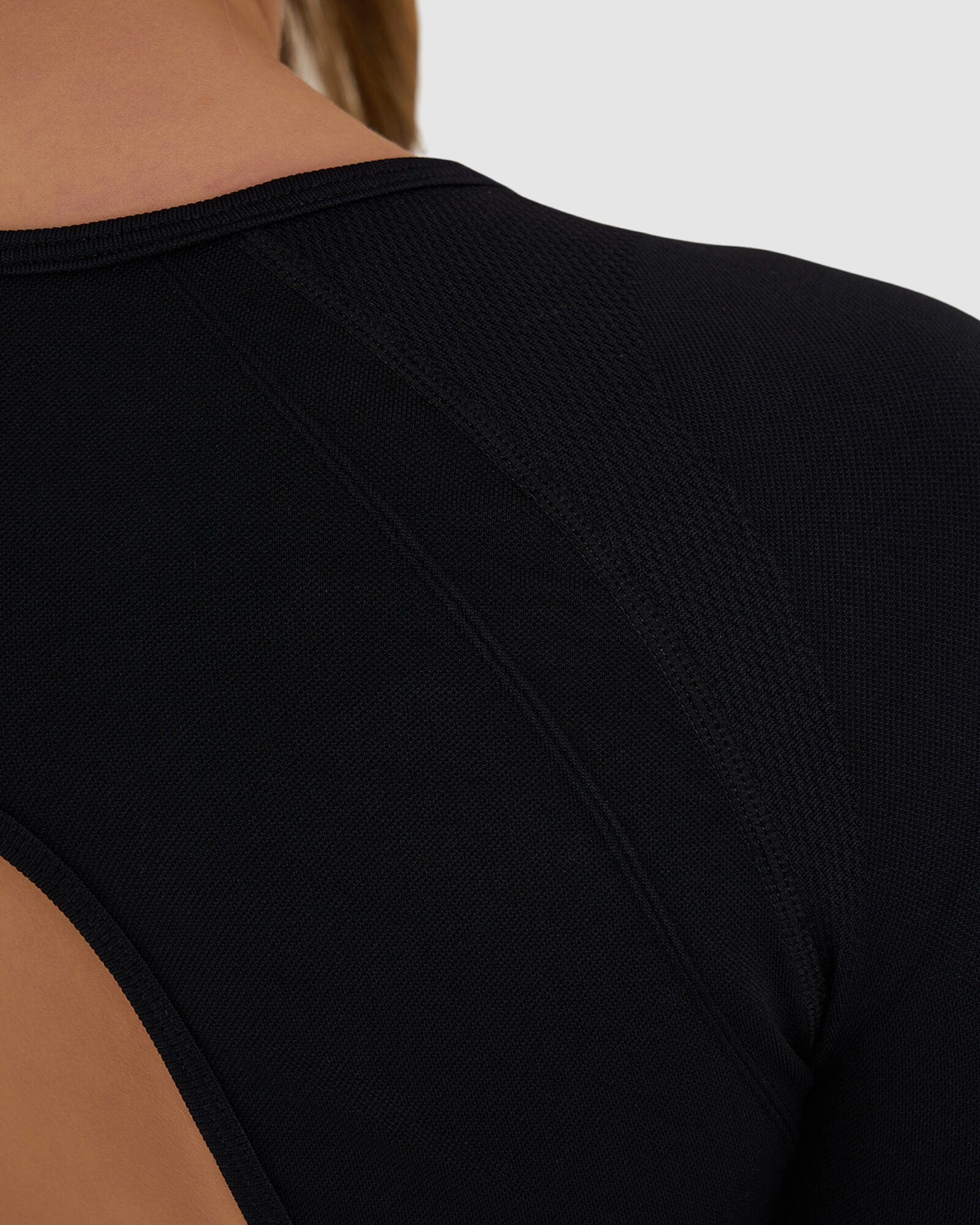 Model wearing Seamless LS Top - Black
