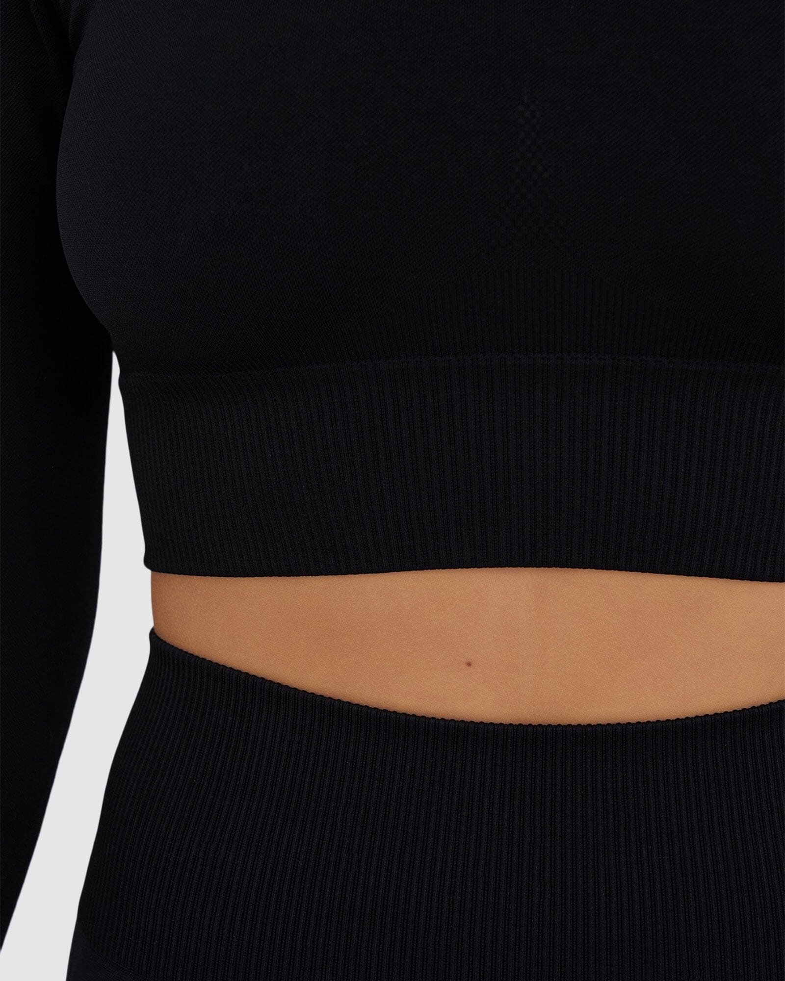Model wearing Seamless LS Top - Black