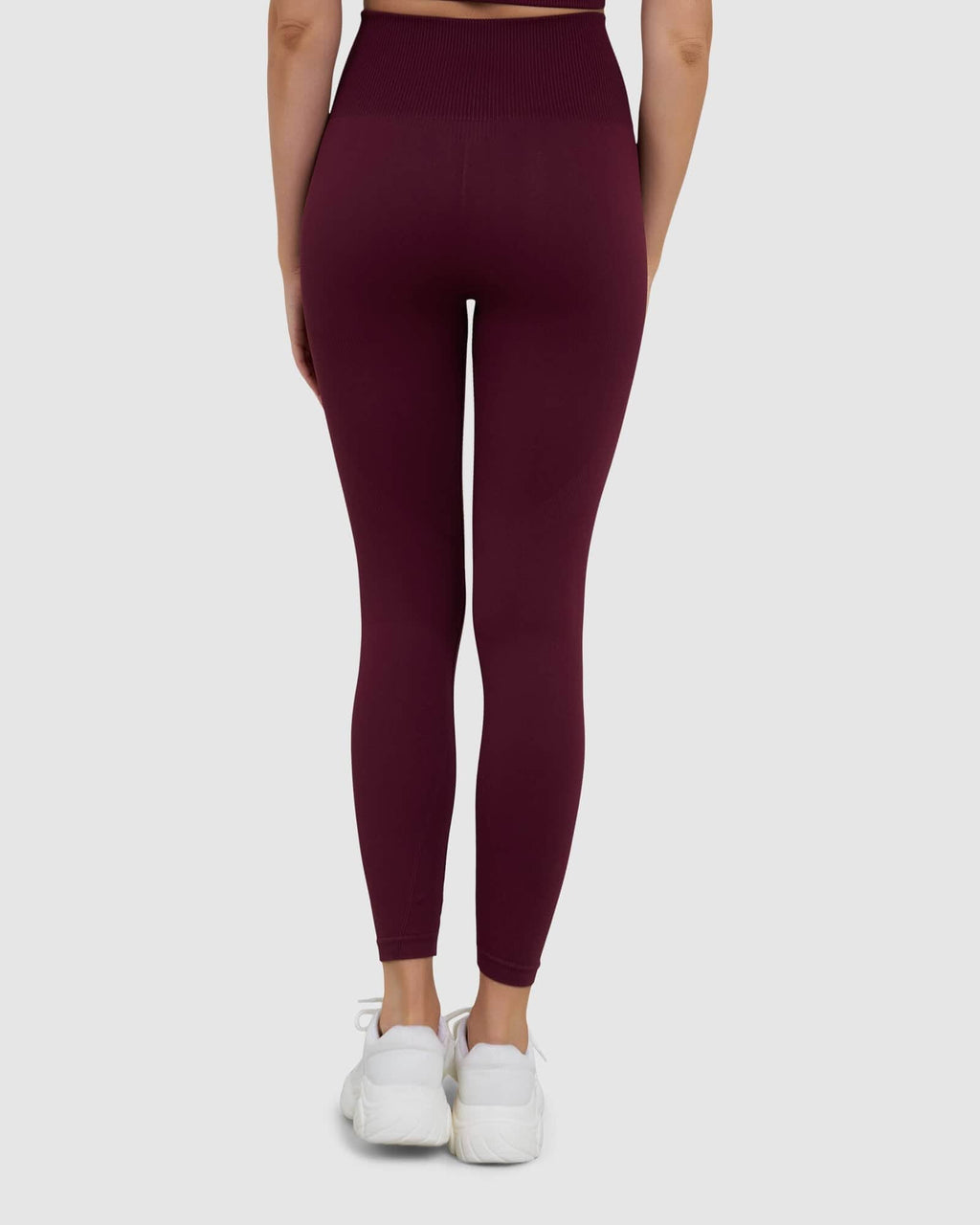 Model wearing Limitless Seamless 7/8 Length Tight - Wine