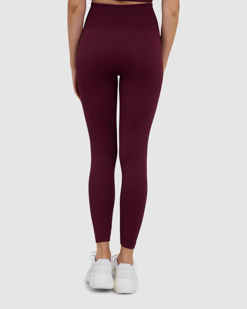 Model wearing Limitless Seamless 7/8 Length Tight - Wine