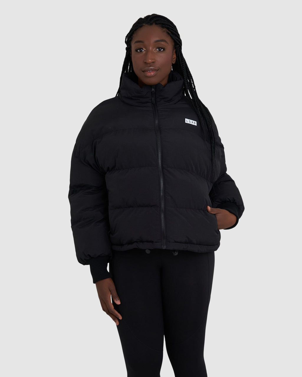 Model wearing Eva Puffer Jacket Oversize - Black