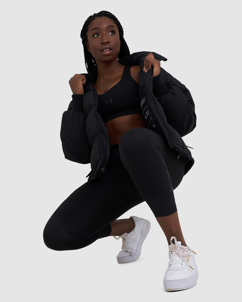 Model wearing Eva Puffer Jacket Oversize - Black