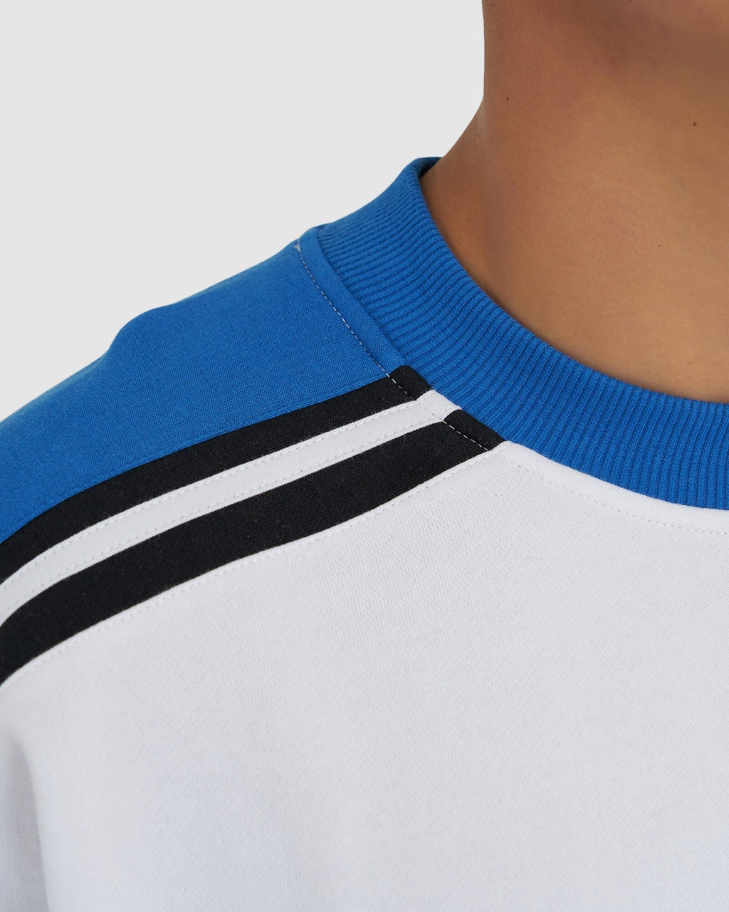 Model wearing Unisex A-Team Sweater Oversize - White