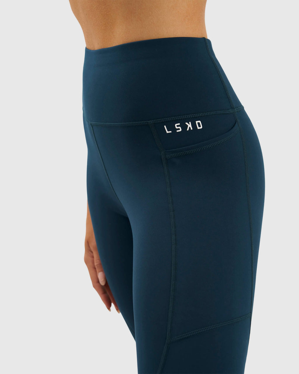 Model wearing Rep 3/4 Length Tight - Deep Teal