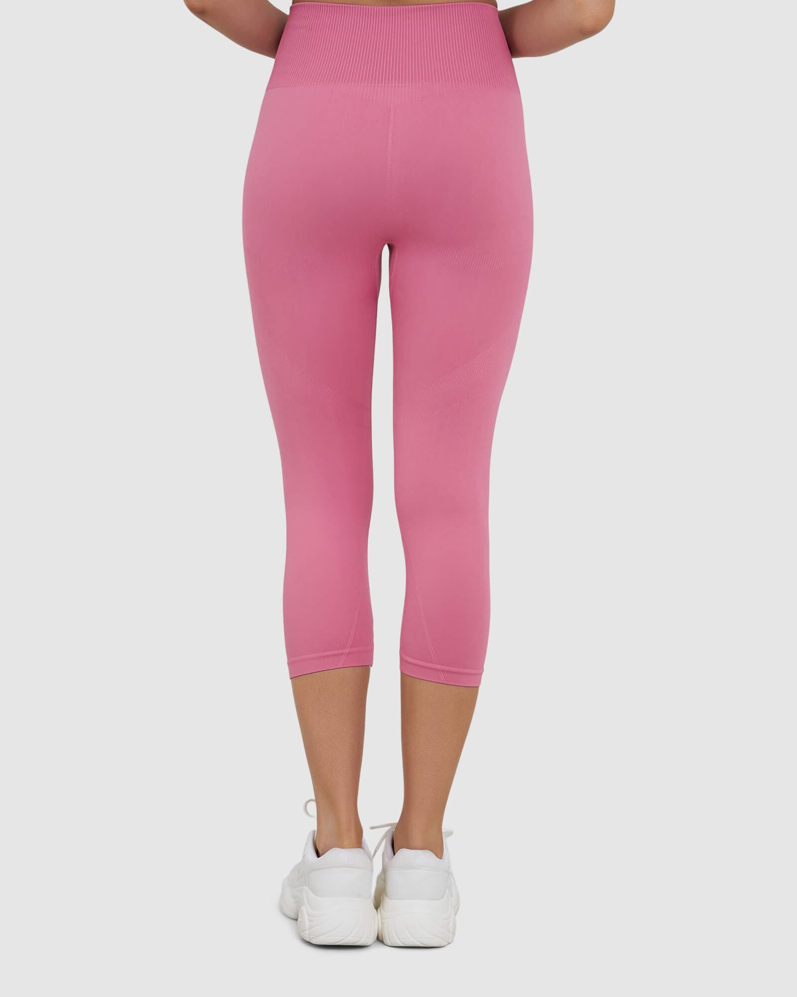 Model wearing Limitless Seamless 3/4 Length Tight - Bubblegum