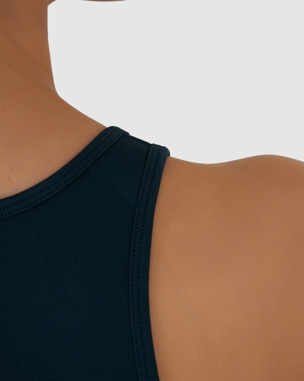 Model wearing Limitless Seamless Crop Top - Deep Teal